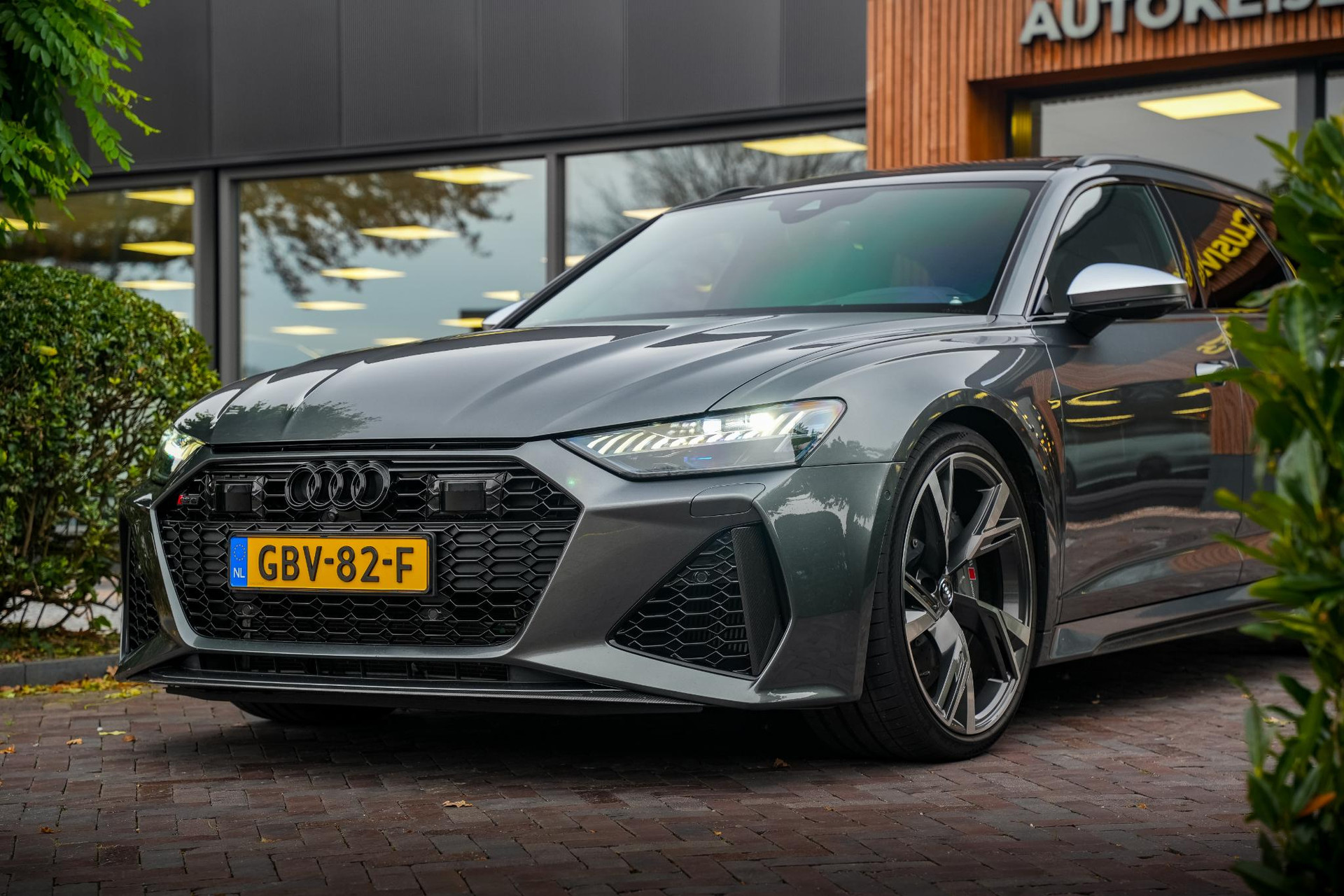 Audi A6 Avant RS 6 TFSI quattro 2020 Daytonagrijs pareleffect 13