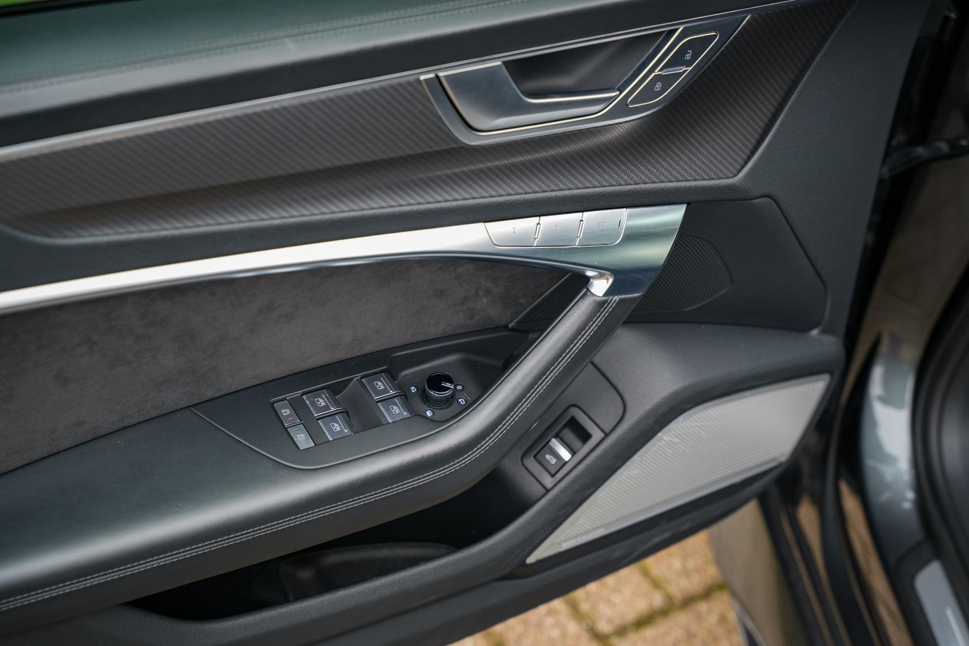 Audi A6 Avant RS 6 TFSI quattro 2020 Daytonagrijs pareleffect 14