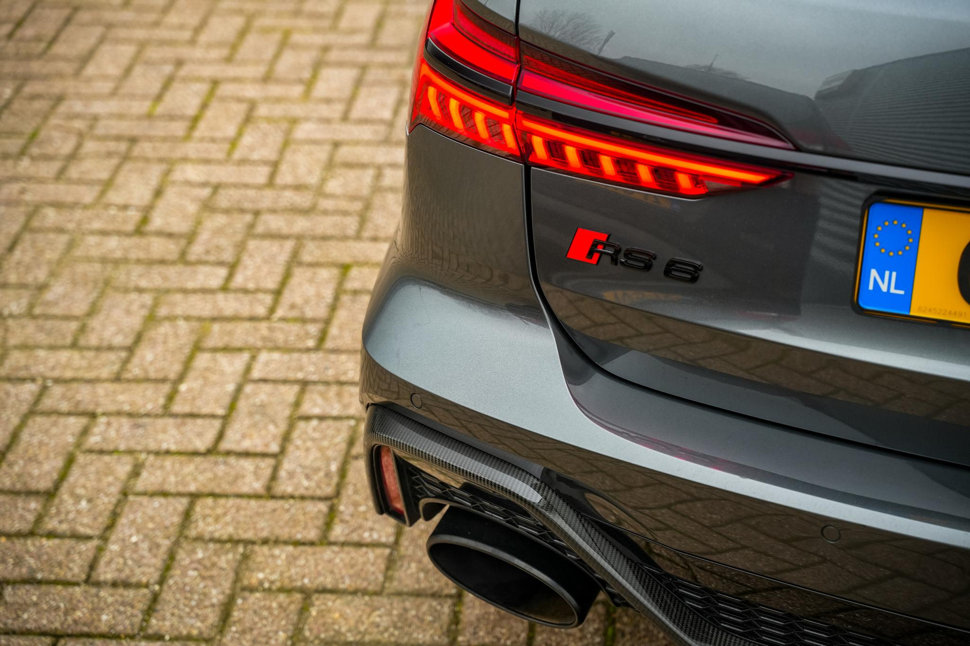 Audi A6 Avant RS 6 TFSI quattro 2020 Daytonagrijs pareleffect 37
