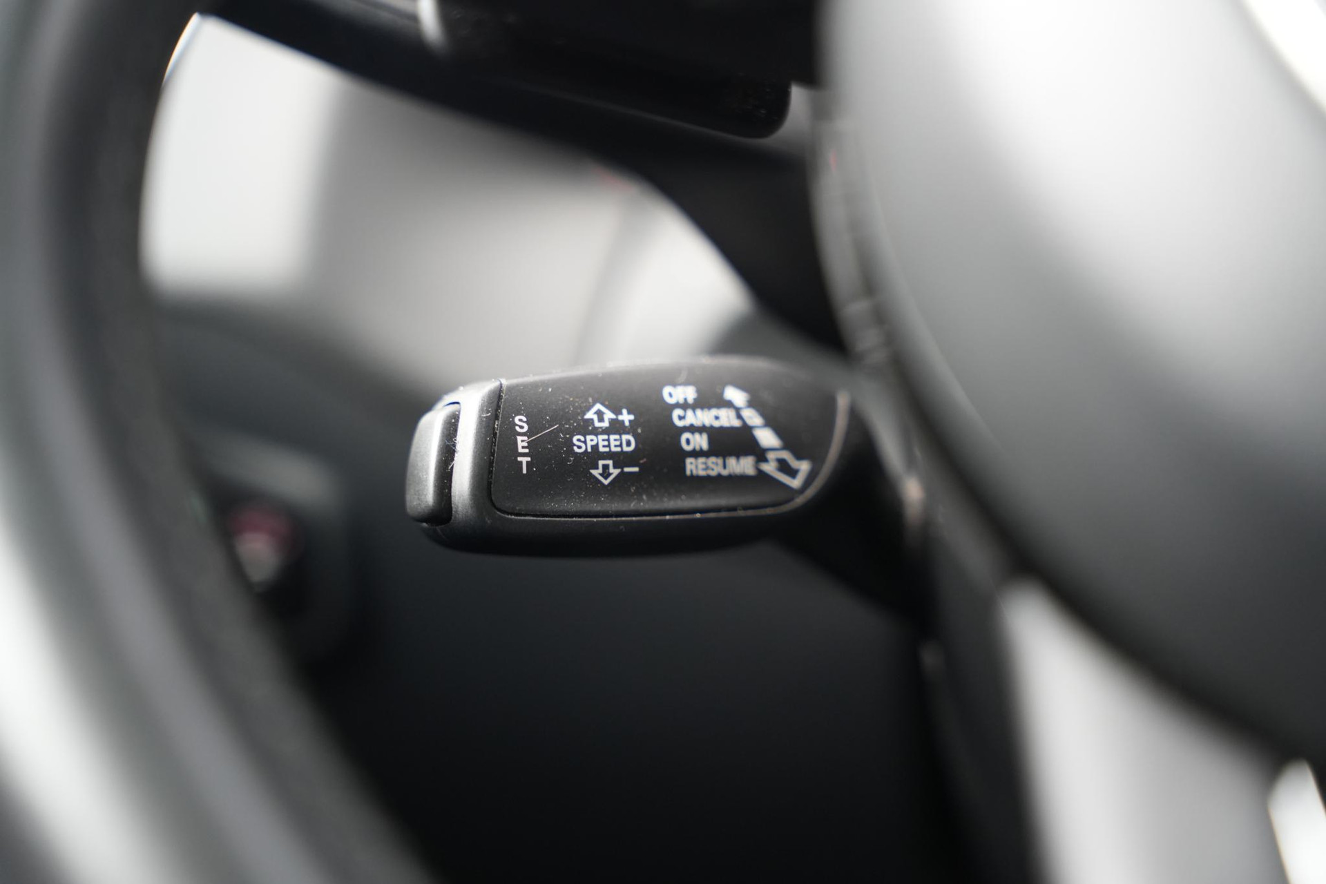 Audi Q5 2.0 TFSI quattro Pro Line S 2013 Ice silver metallic (P5) 32