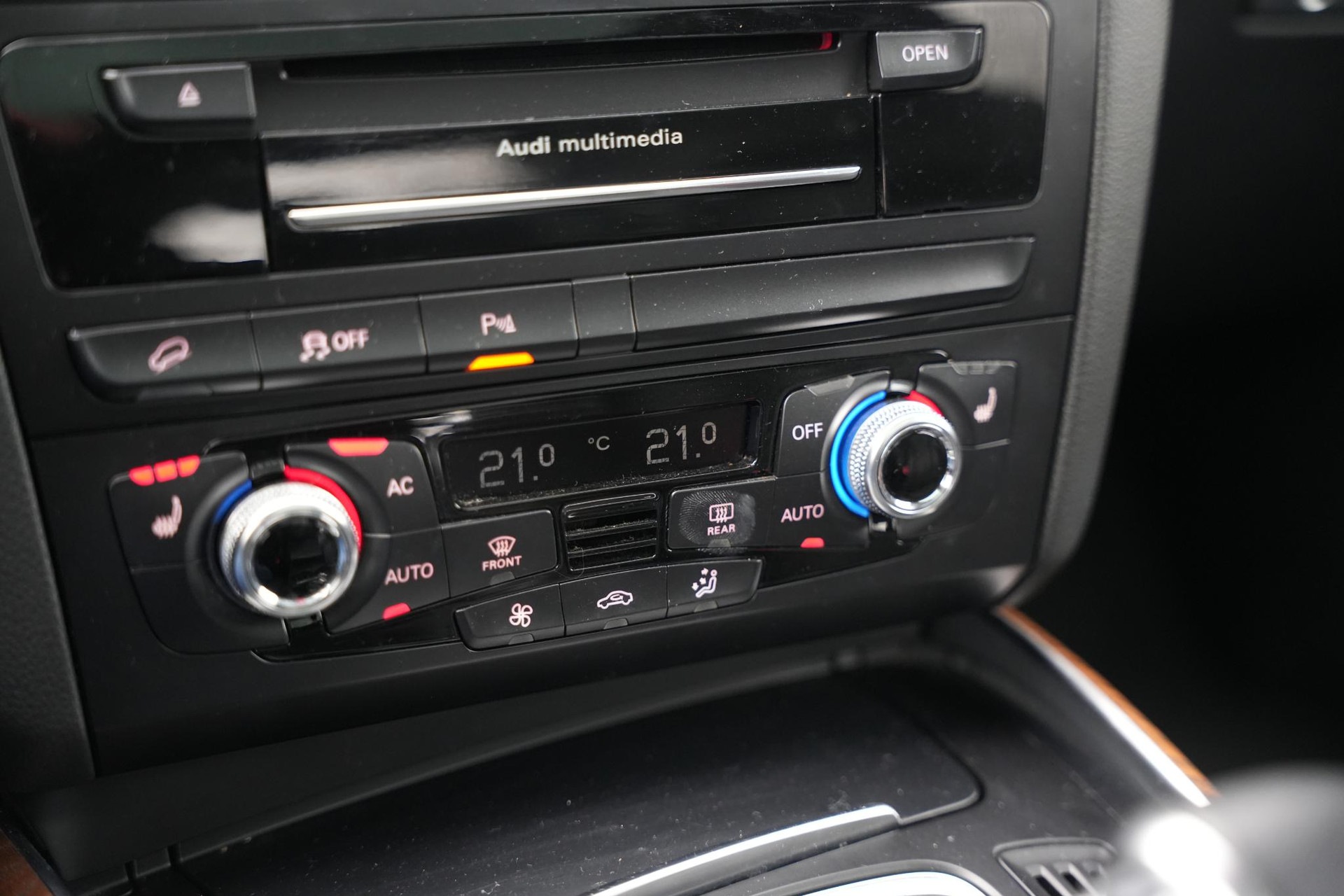 Audi Q5 2.0 TFSI quattro Pro Line S 2013 Ice silver metallic (P5) 36