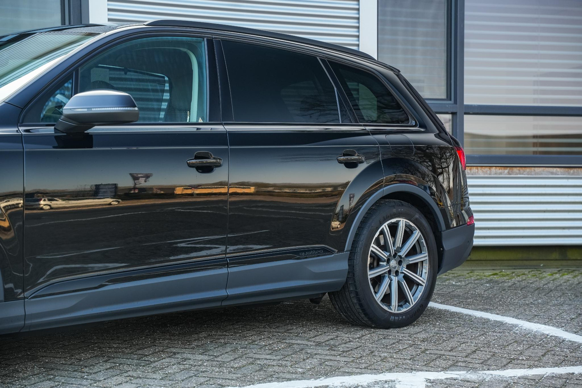 Audi Q7 55 TFSI e quattro Pro Line Plus 2020 Nachtzwart 34