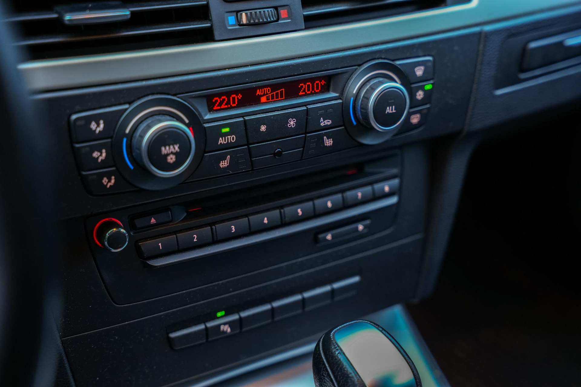 BMW 3-serie 320i Business Line 2011  15