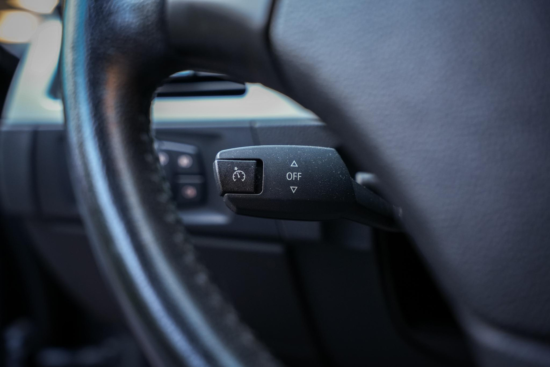 BMW 3-serie 320i Business Line 2011  19