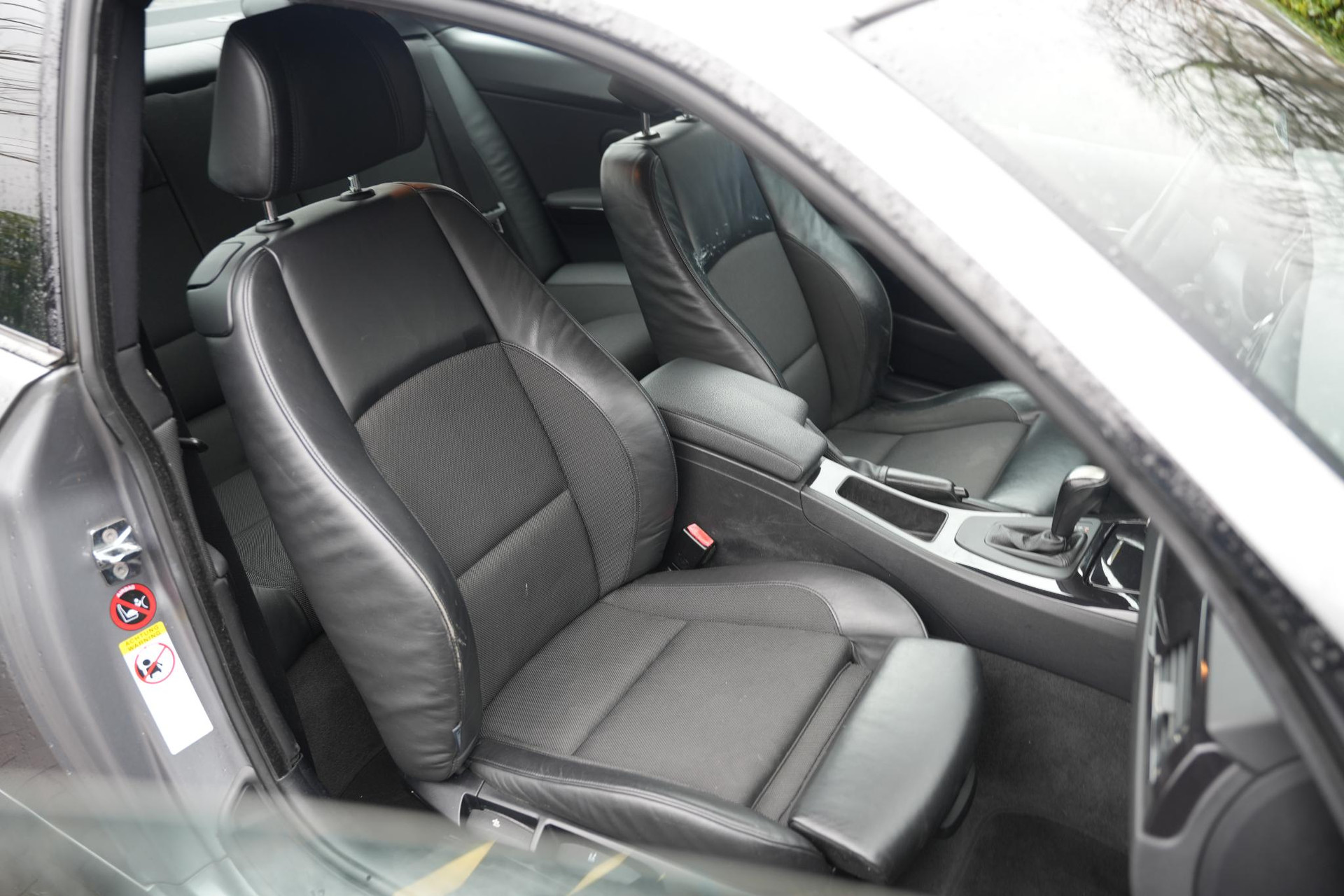 BMW 3 Serie Coupe 320i 2008 Space-grey metallic (A52) 13