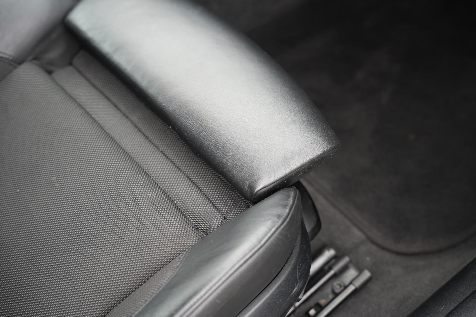 BMW 3 Serie Coupe 320i 2008 Space-grey metallic (A52) 14