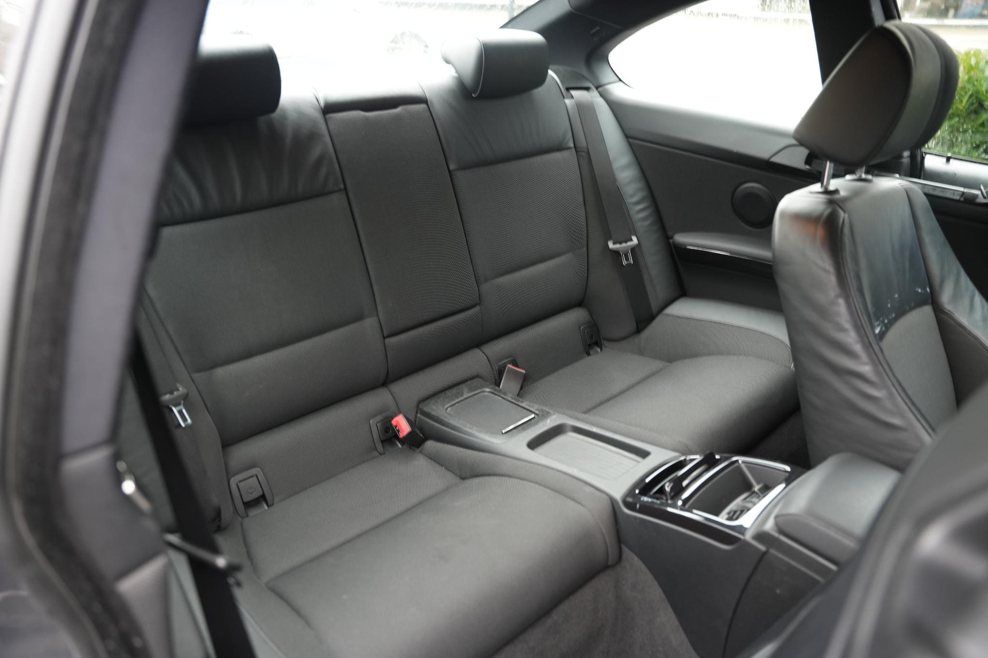 BMW 3 Serie Coupe 320i 2008 Space-grey metallic (A52) 17