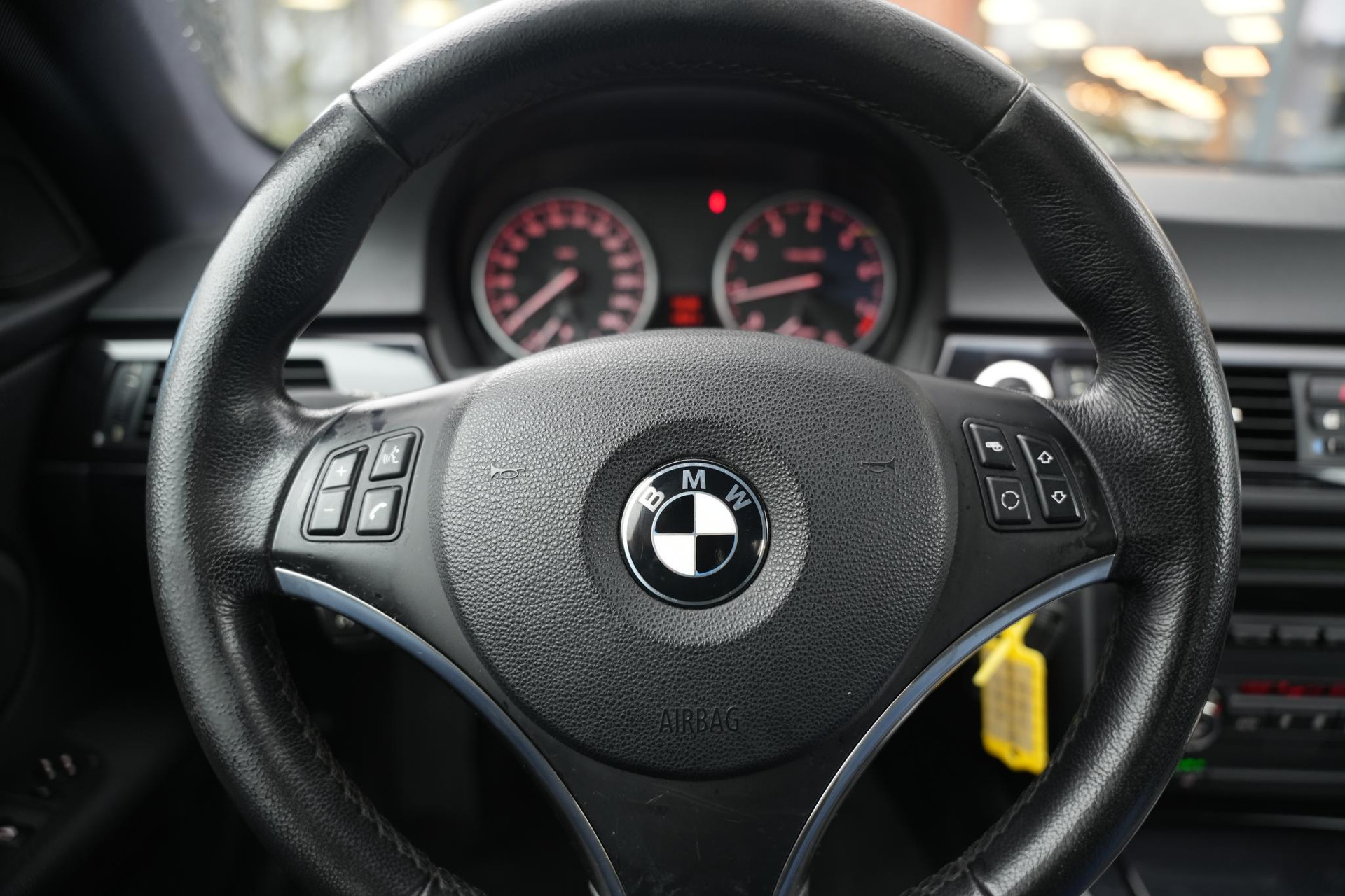 BMW 3 Serie Coupe 320i 2008 Space-grey metallic (A52) 23