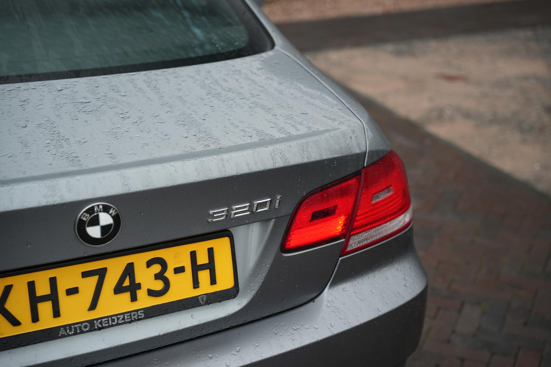 BMW 3 Serie Coupe 320i 2008 Space-grey metallic (A52) 33