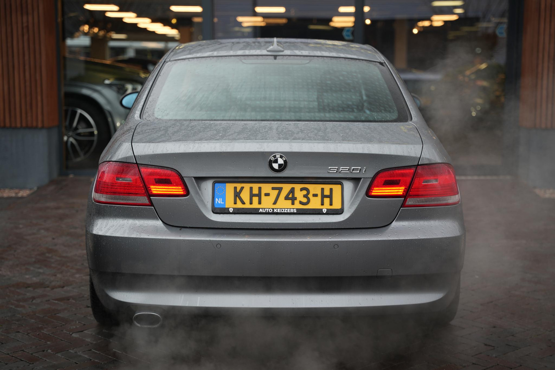 BMW 3 Serie Coupe 320i 2008 Space-grey metallic (A52) 34