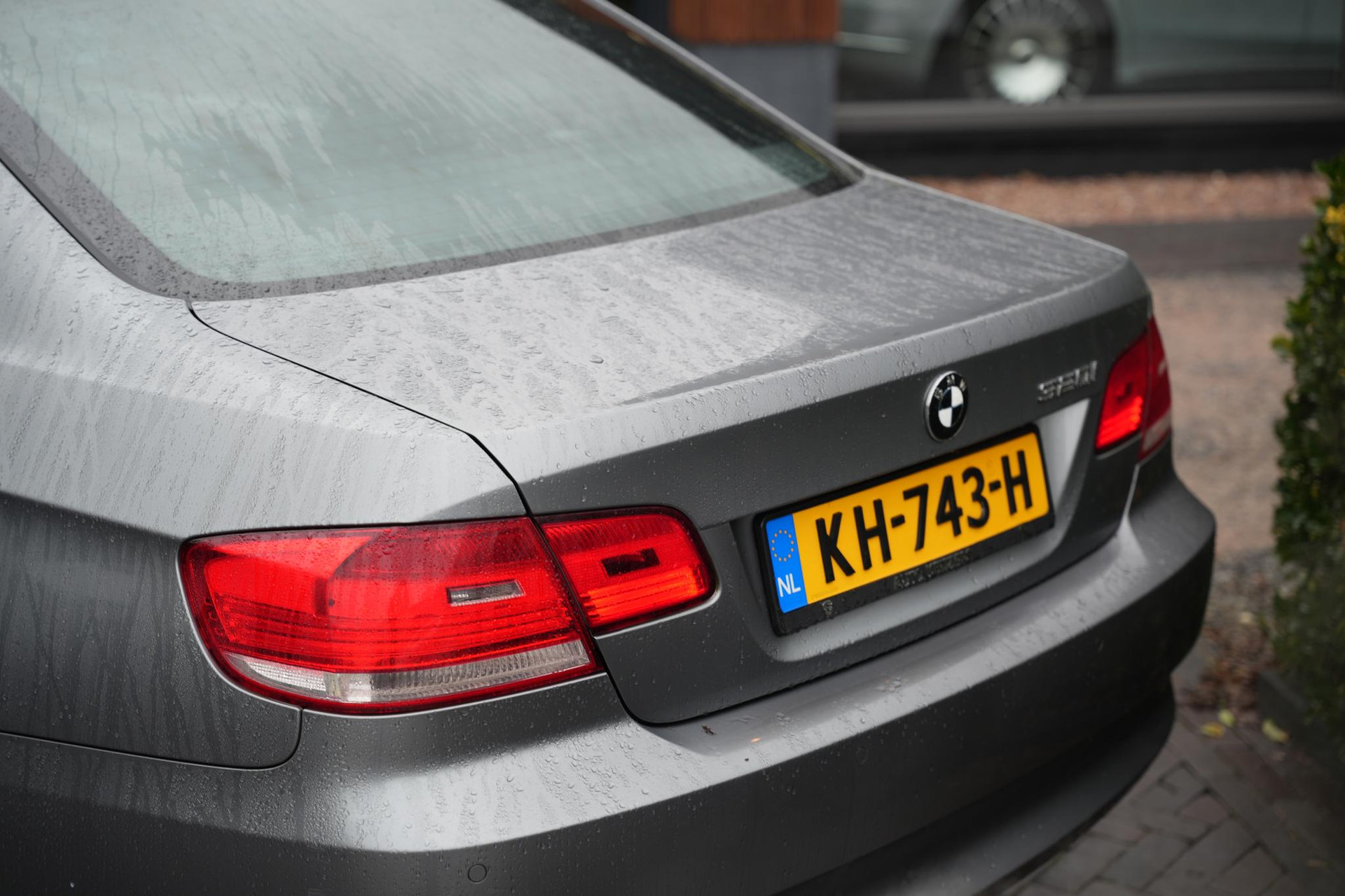 BMW 3 Serie Coupe 320i 2008 Space-grey metallic (A52) 9