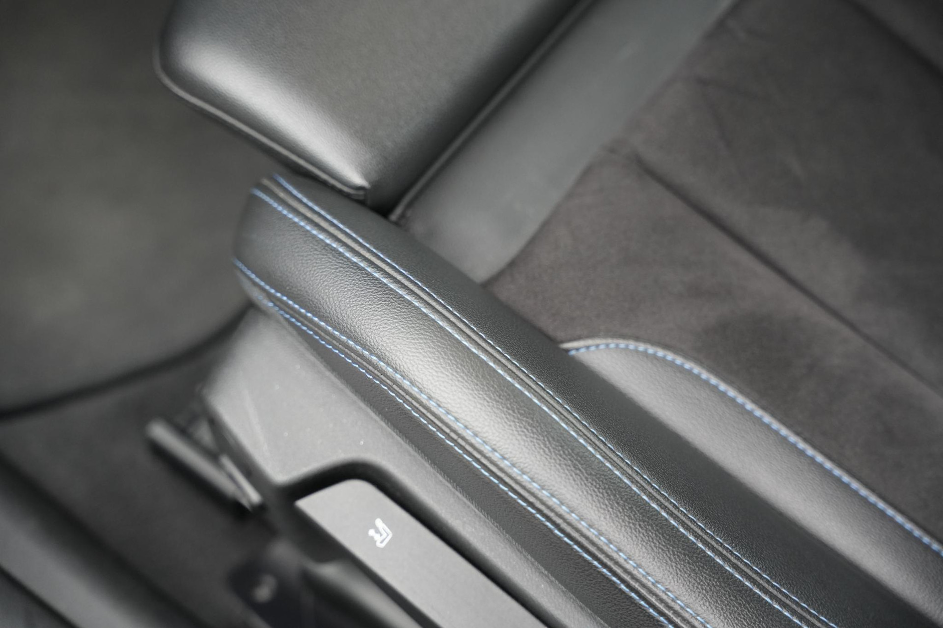 BMW 4 Serie Coupé 420i 2021 Dravitgrau metallic 10