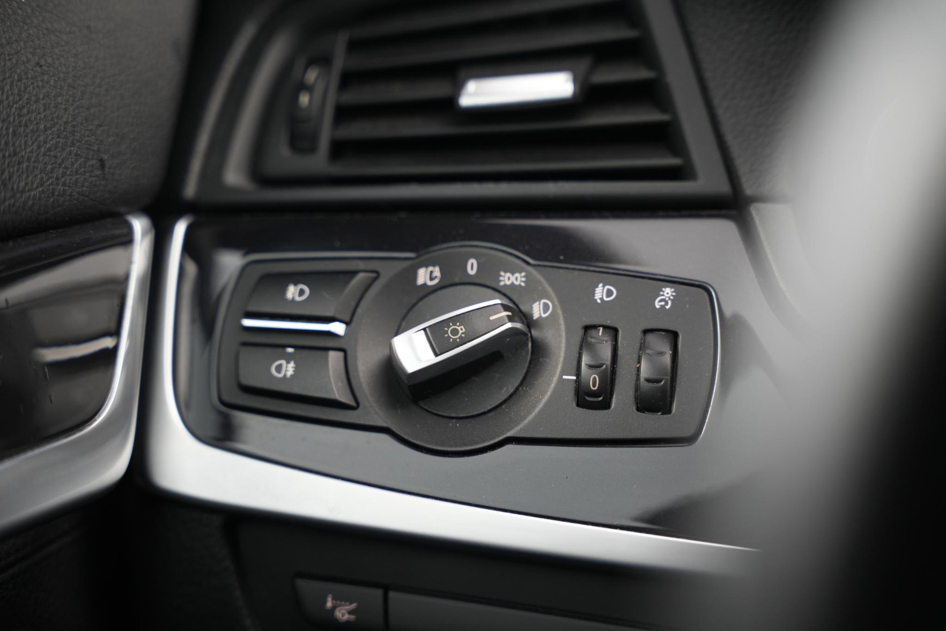 BMW 5 Serie 523i High Executive 2011 Sophisto-grau Brillanteffekt metallic (B90) 35