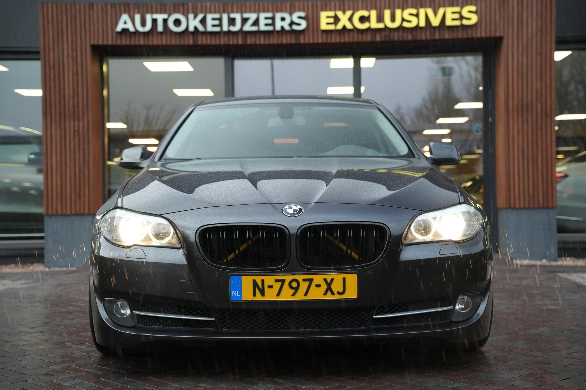 BMW 5 Serie 523i High Executive 2011 Sophisto-grau Brillanteffekt metallic (B90) 7
