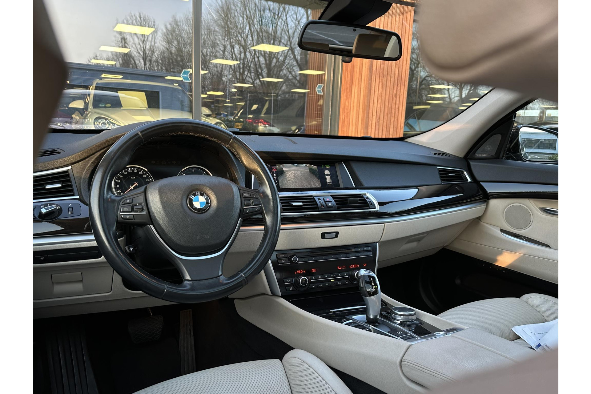 BMW 5 Serie Gran Turismo 520d High Executive 2016  2