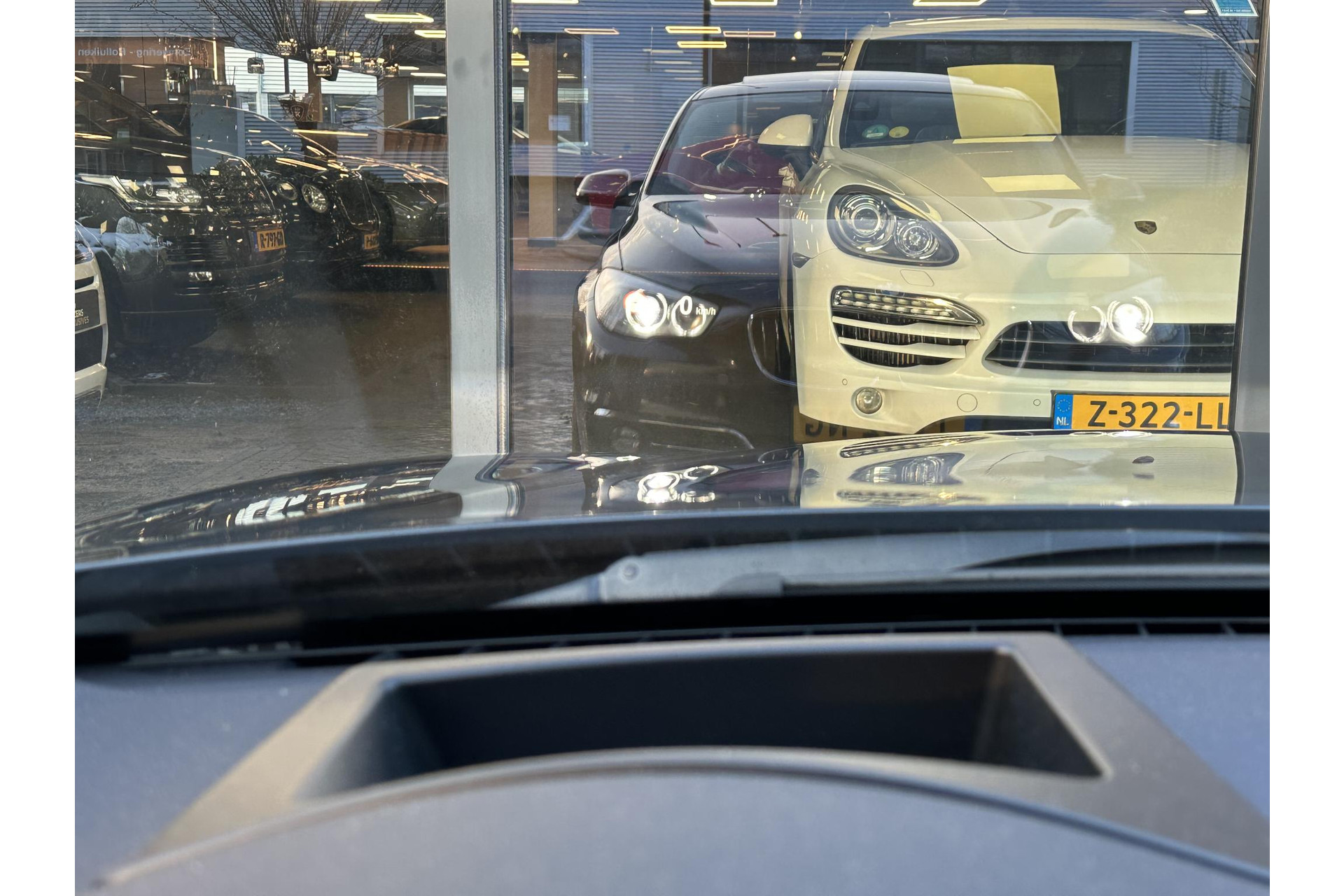 BMW 5 Serie Gran Turismo 520d High Executive 2016  24