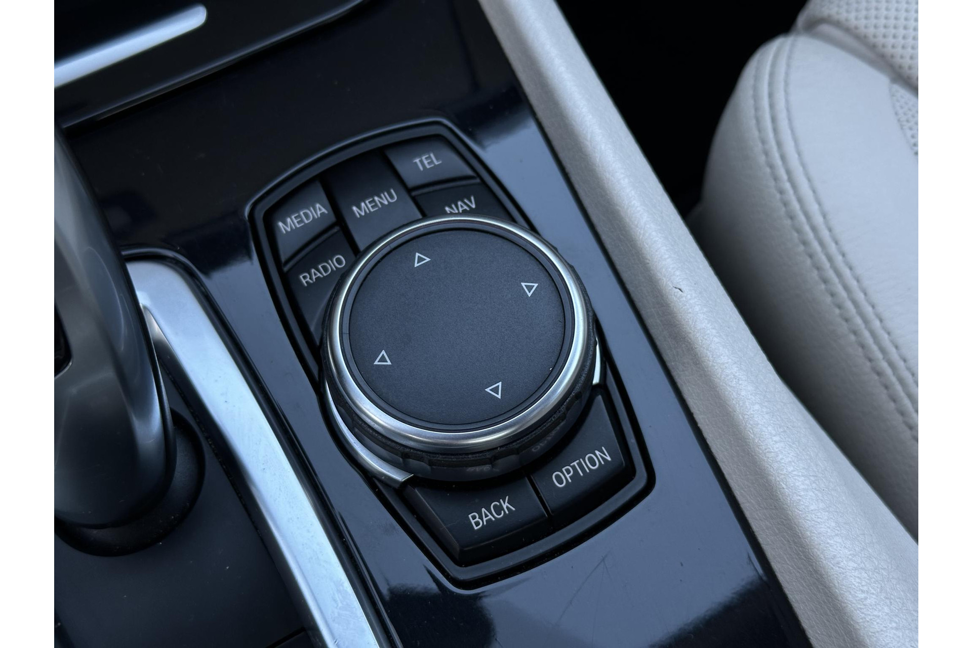 BMW 5 Serie Gran Turismo 520d High Executive 2016  35