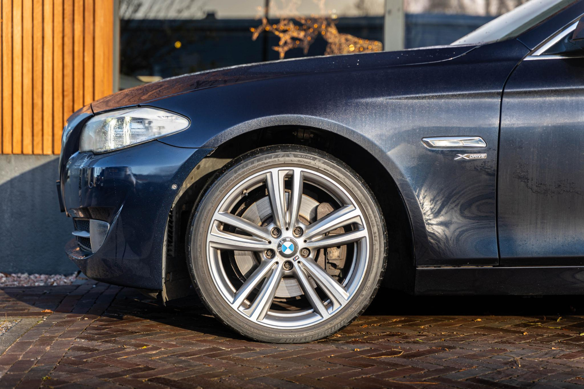 BMW 5 Serie Touring 528xi High Executive 2012 Imperialblau brillianteffekt metallic 12