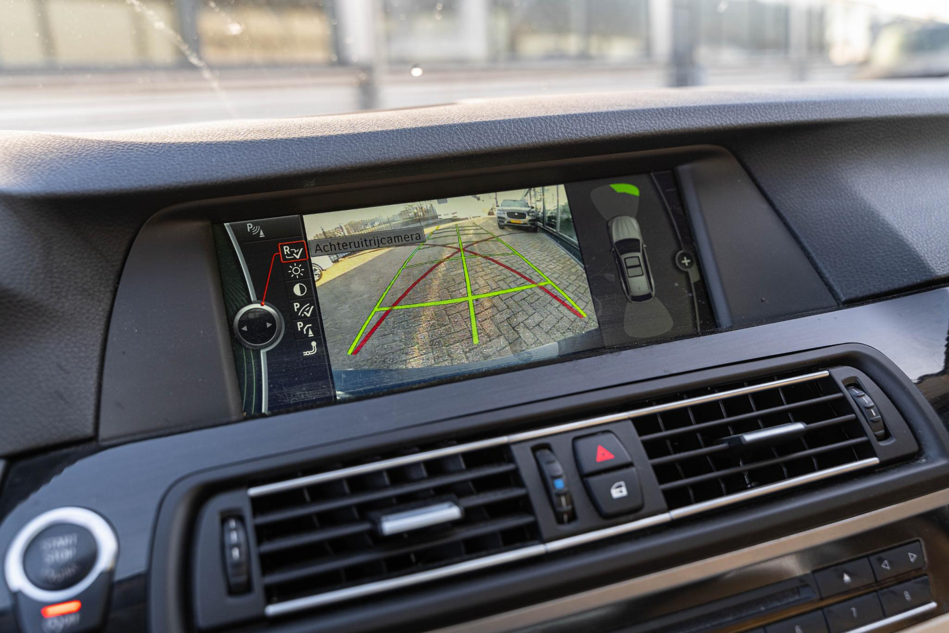 BMW 5 Serie Touring 528xi High Executive 2012 Imperialblau brillianteffekt metallic 18