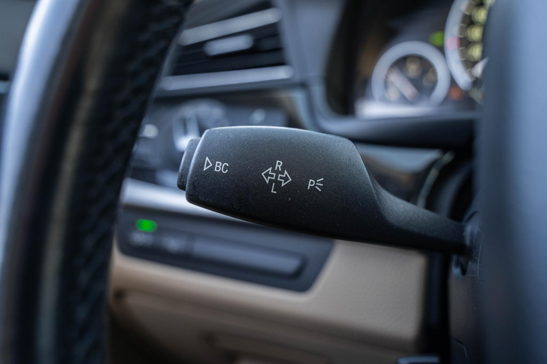 BMW 5 Serie Touring 528xi High Executive 2012 Imperialblau brillianteffekt metallic 21