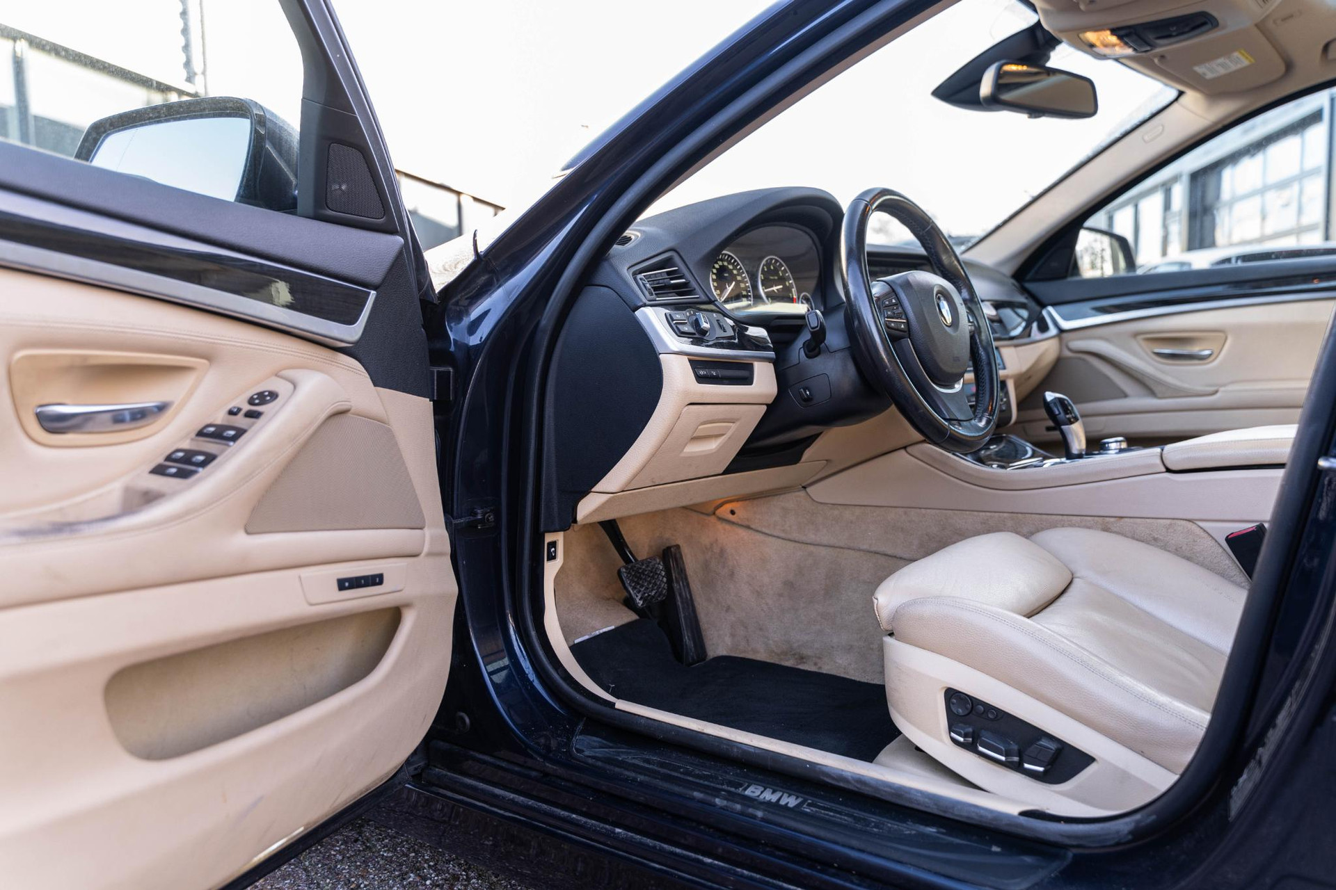 BMW 5 Serie Touring 528xi High Executive 2012 Imperialblau brillianteffekt metallic 6