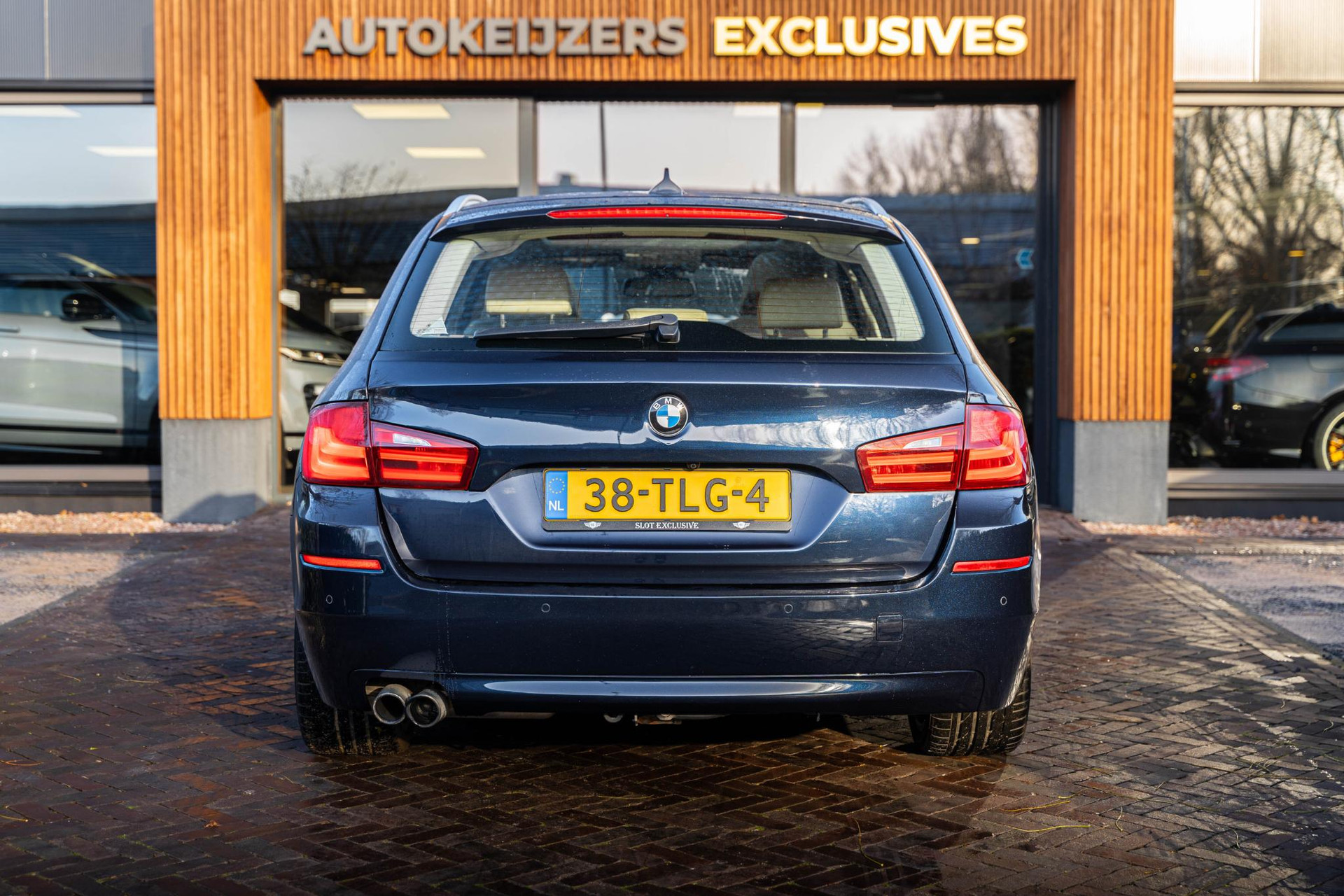 BMW 5 Serie Touring 528xi High Executive 2012 Imperialblau brillianteffekt metallic 9