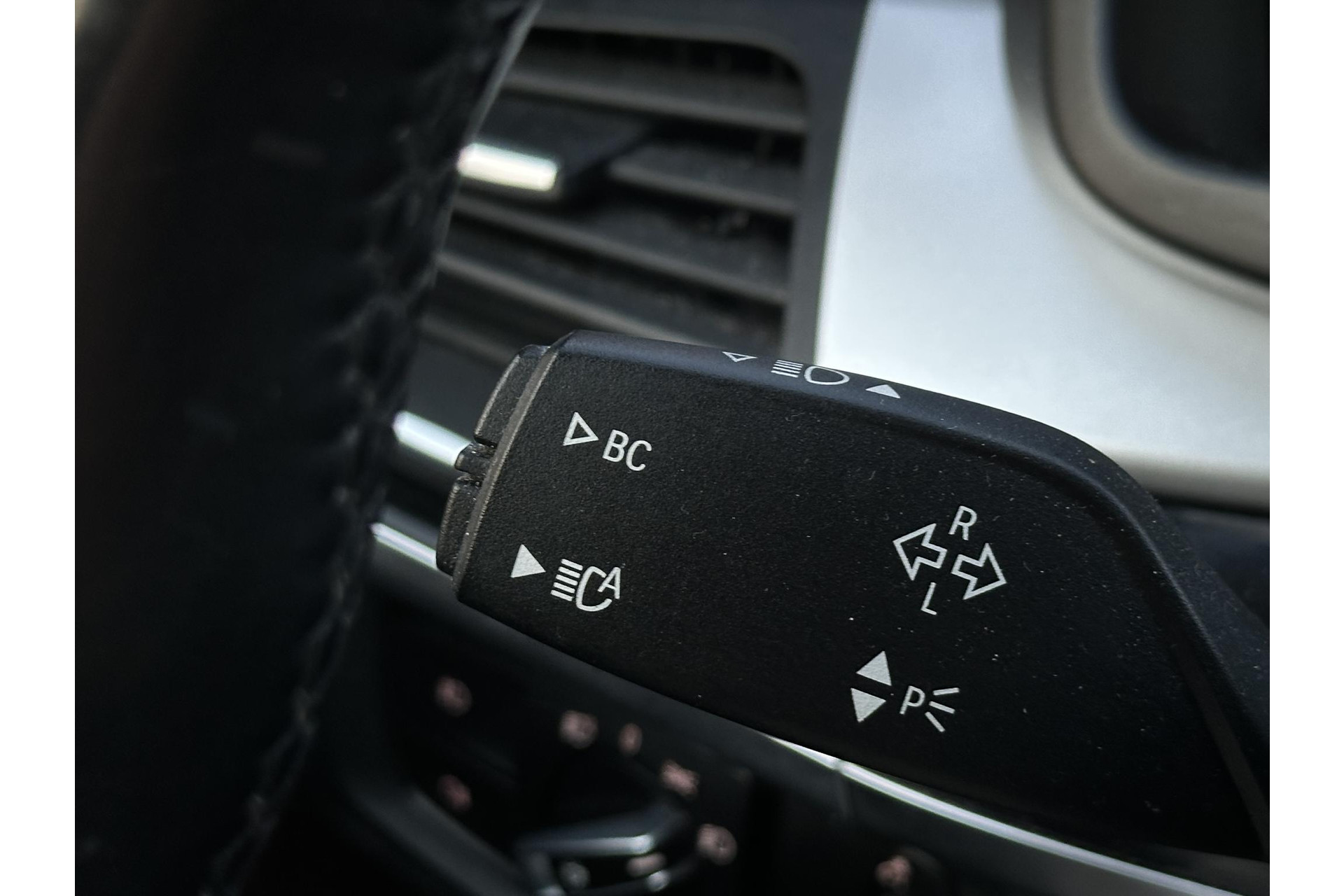 BMW X5 xDrive40e iPerformance High Executive 2017 black-sapphire metallic (475) 40