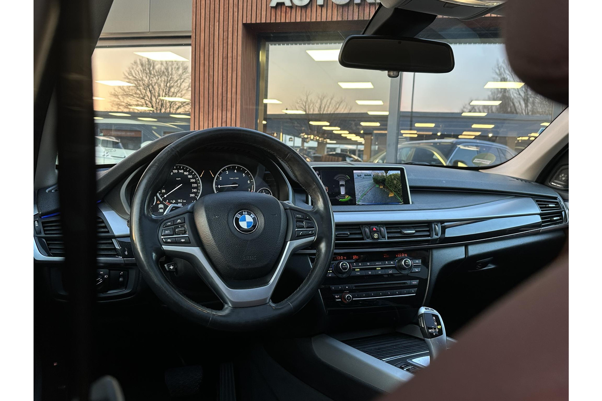 BMW X5 xDrive40e iPerformance High Executive 2017 black-sapphire metallic (475) 8