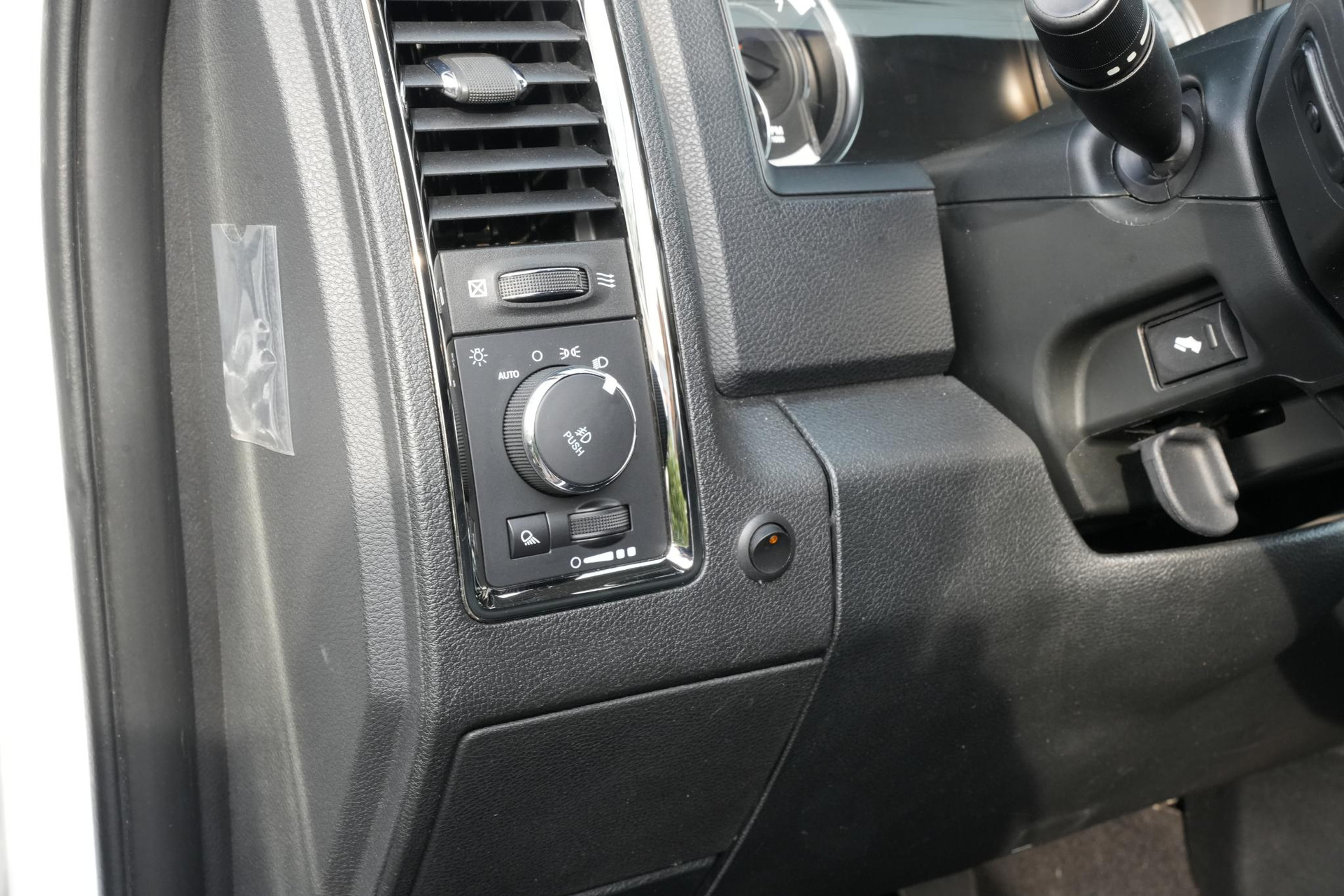 Dodge Ram 1500 5.7 V8 4x4 Crew Cab 5'7 Sport 2018  23