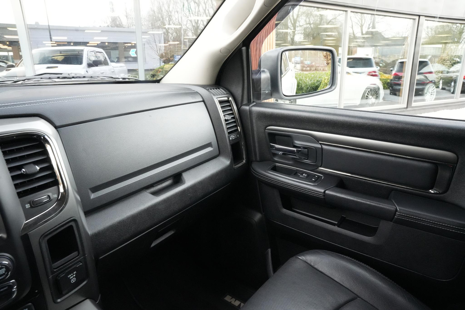 Dodge Ram 1500 5.7 V8 4x4 Crew Cab 5'7 Sport 2018  31