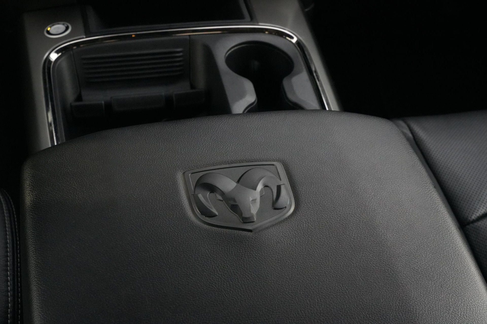 Dodge Ram 1500 5.7 V8 4x4 Crew Cab 5'7 Sport 2018  39