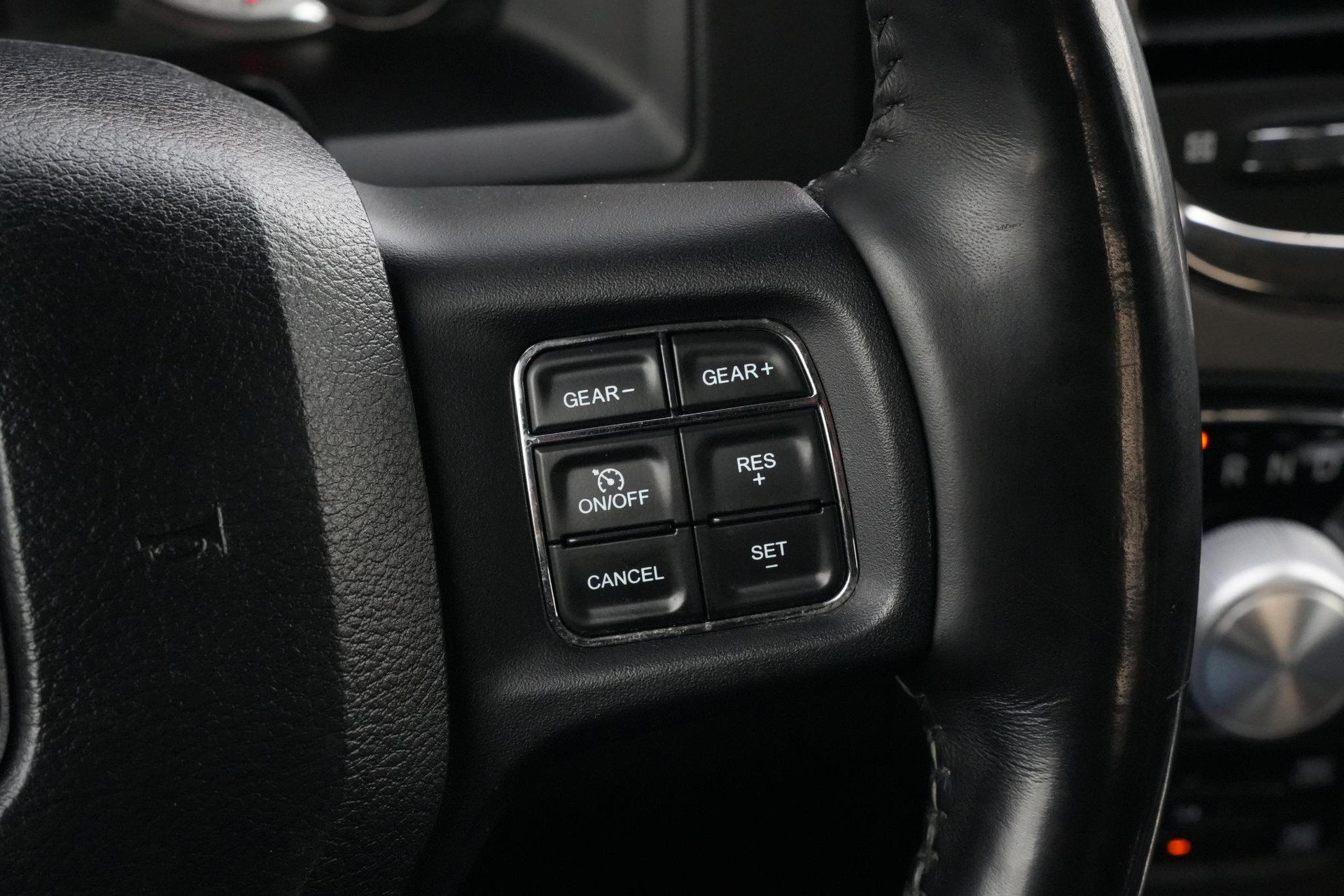 Dodge Ram 1500 5.7 V8 4x4 Crew Cab 5'7 Sport 2018  44