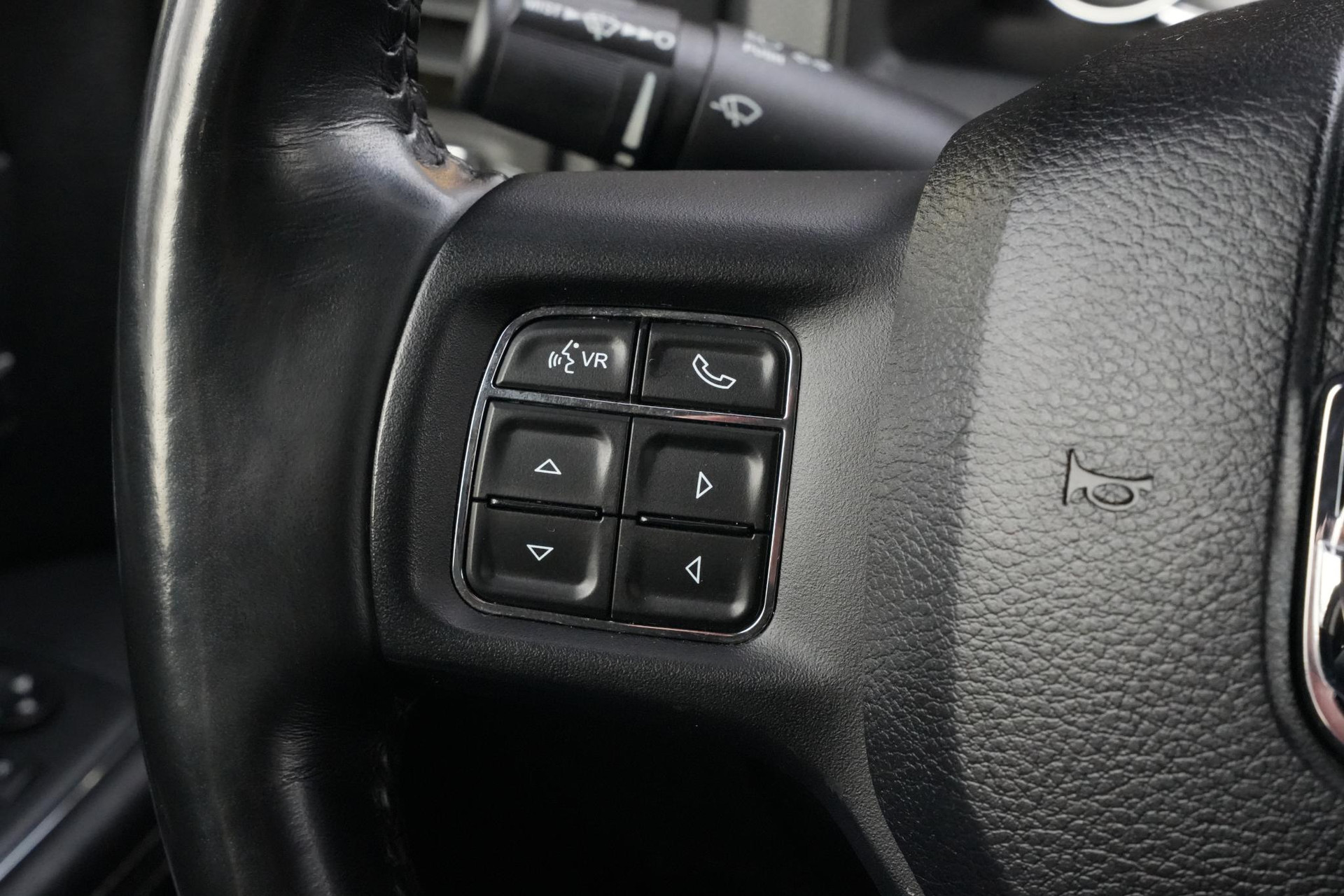 Dodge Ram 1500 5.7 V8 4x4 Crew Cab 5'7 Sport 2018  45