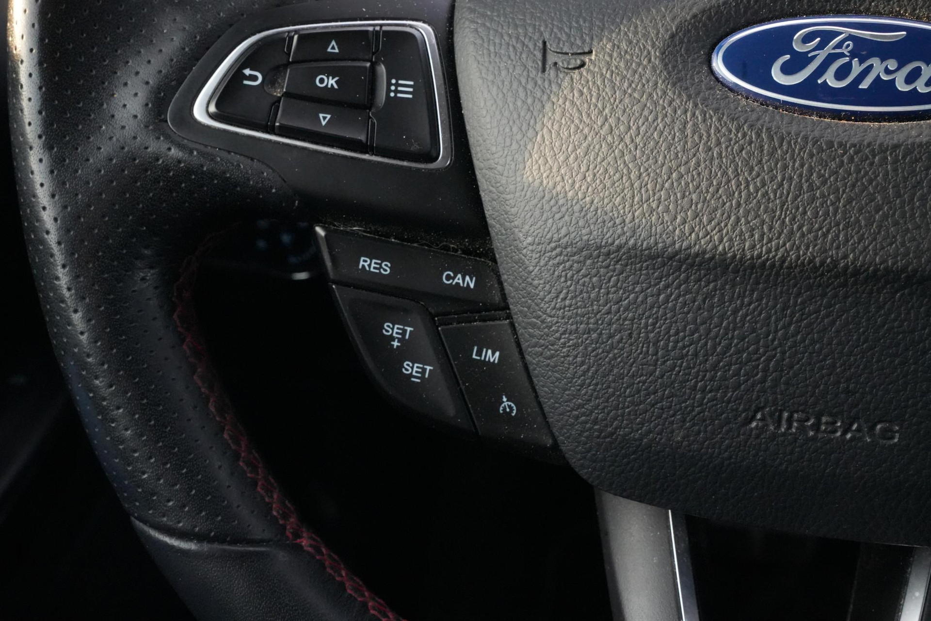 Ford EcoSport 1.0 EcoBoost Titanium 2018 Frozen White (Pn3gz) 18