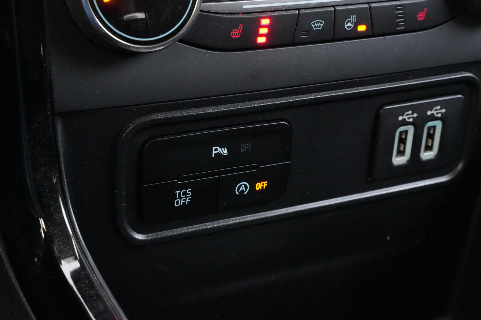 Ford EcoSport 1.0 EcoBoost Titanium 2018 Frozen White (Pn3gz) 24