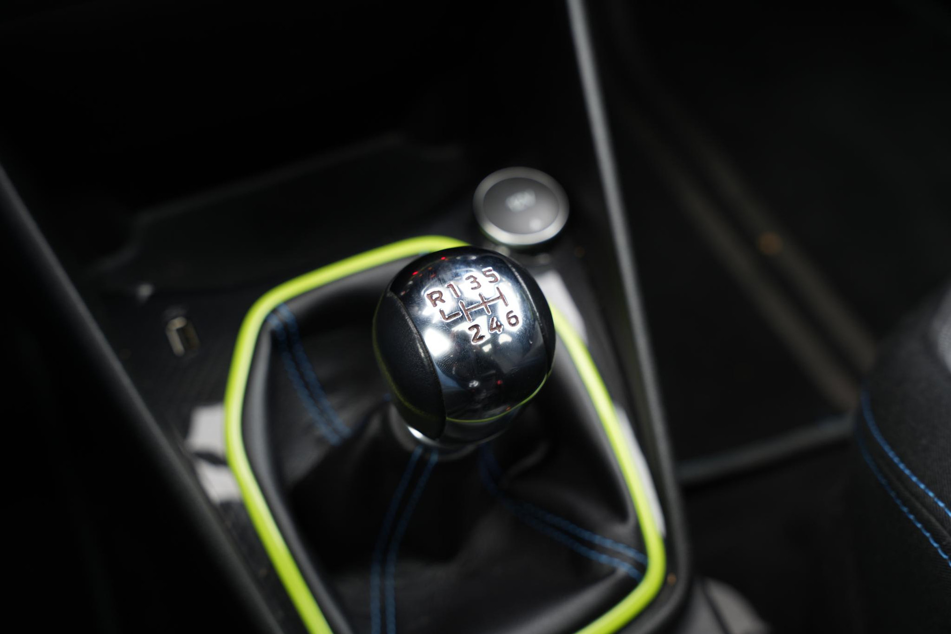 Ford Fiesta 1.5 EcoBoost ST-3 2019  32