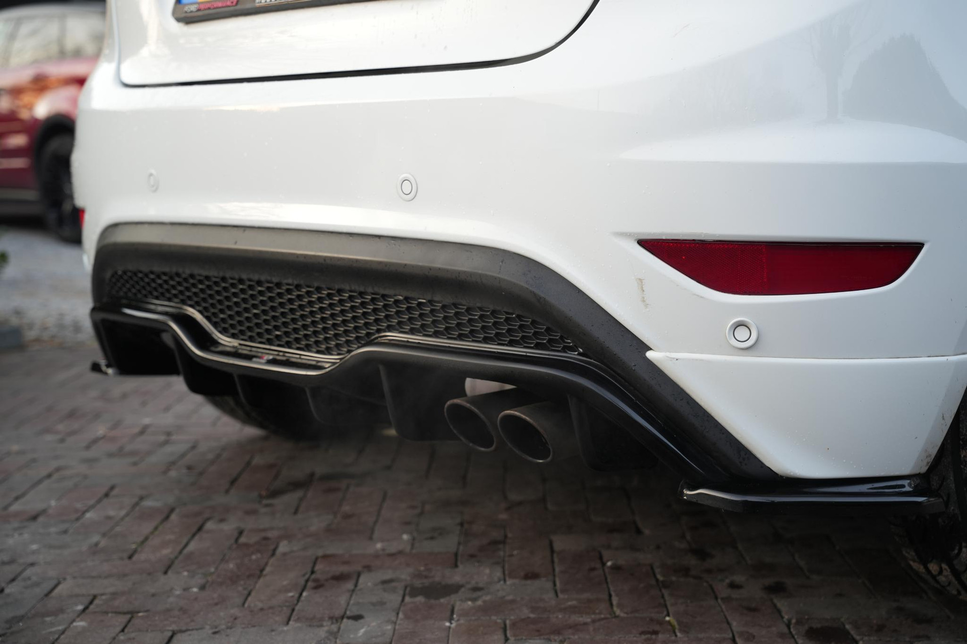 Ford Fiesta 1.6 ST2 2014 Frozen White (Pn3gz) 27