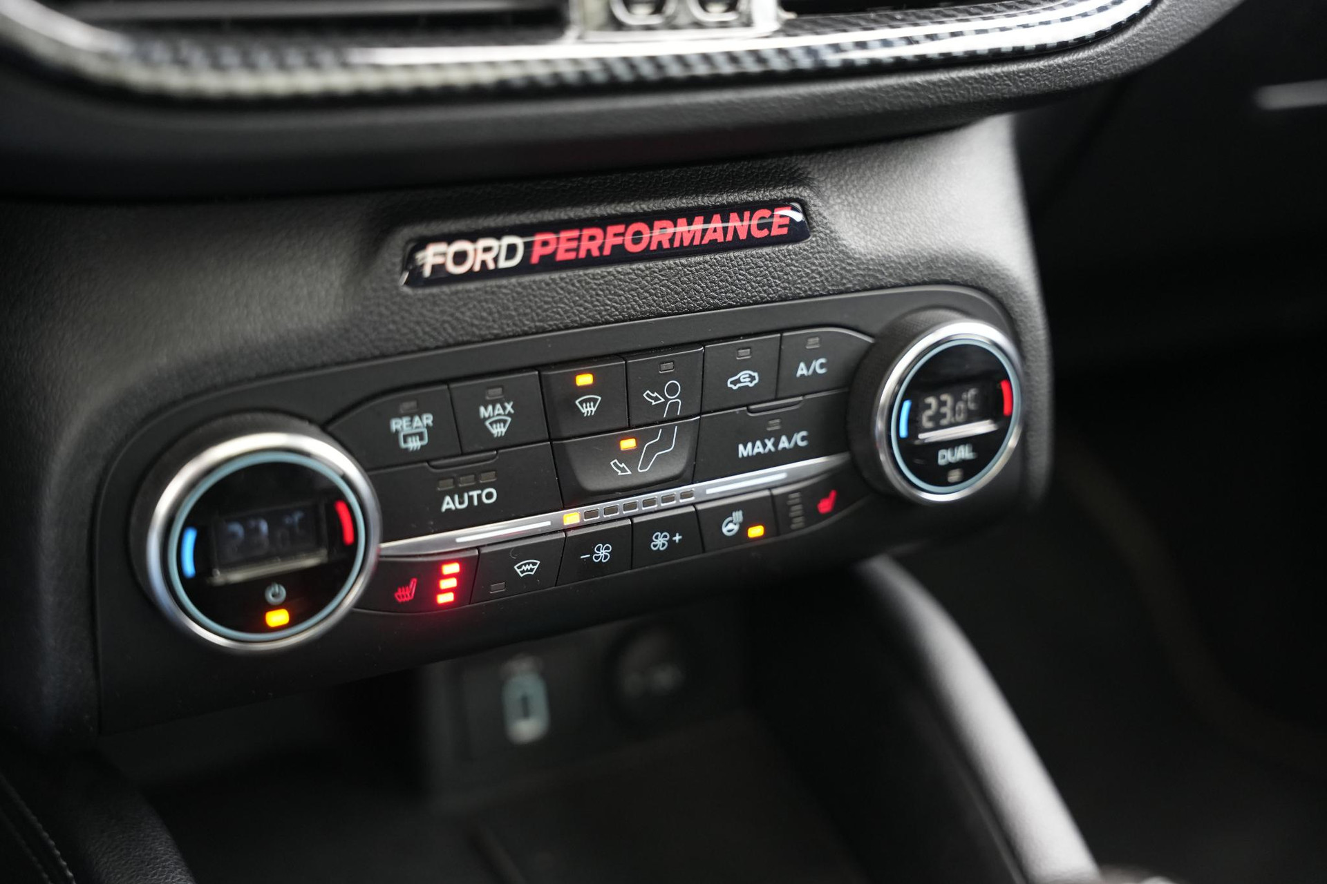 Ford Focus 2.3 EcoBoost ST-X 2020  34