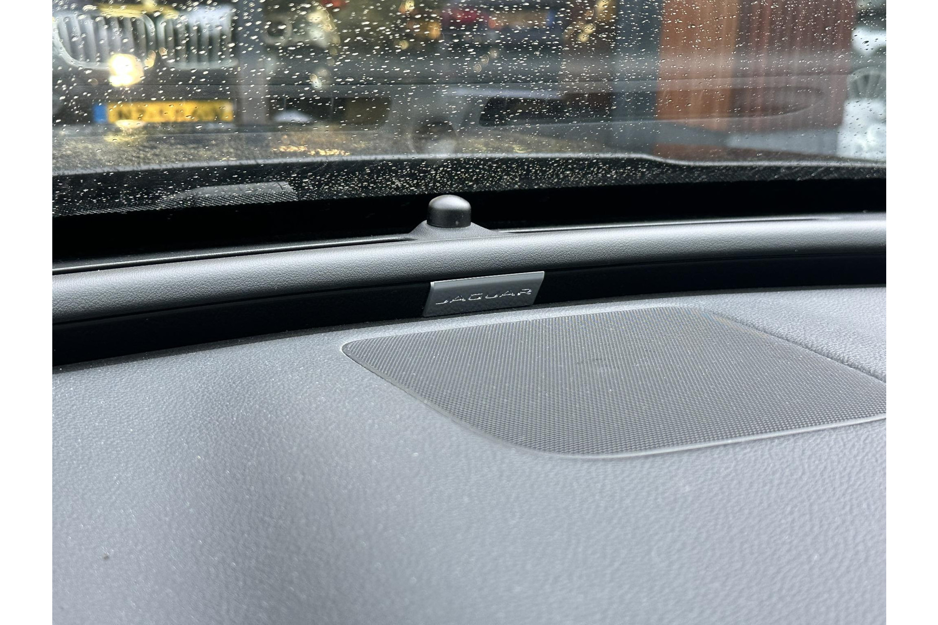 Jaguar XE 2.0 Prestige Pro Edition 2018 Ebony black-JBC1807 (1AT) 26