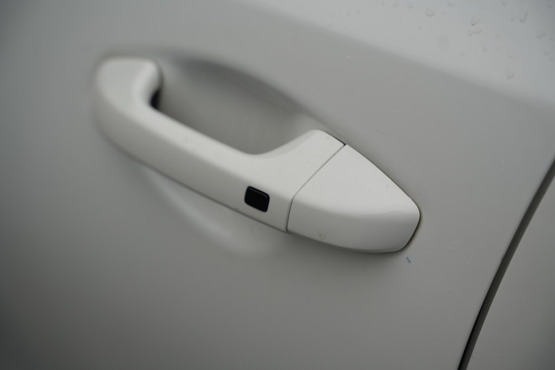 Kia ProCeed 1.6 T-GDi GT 2019 Deluxe White Pearl (HW2) 43