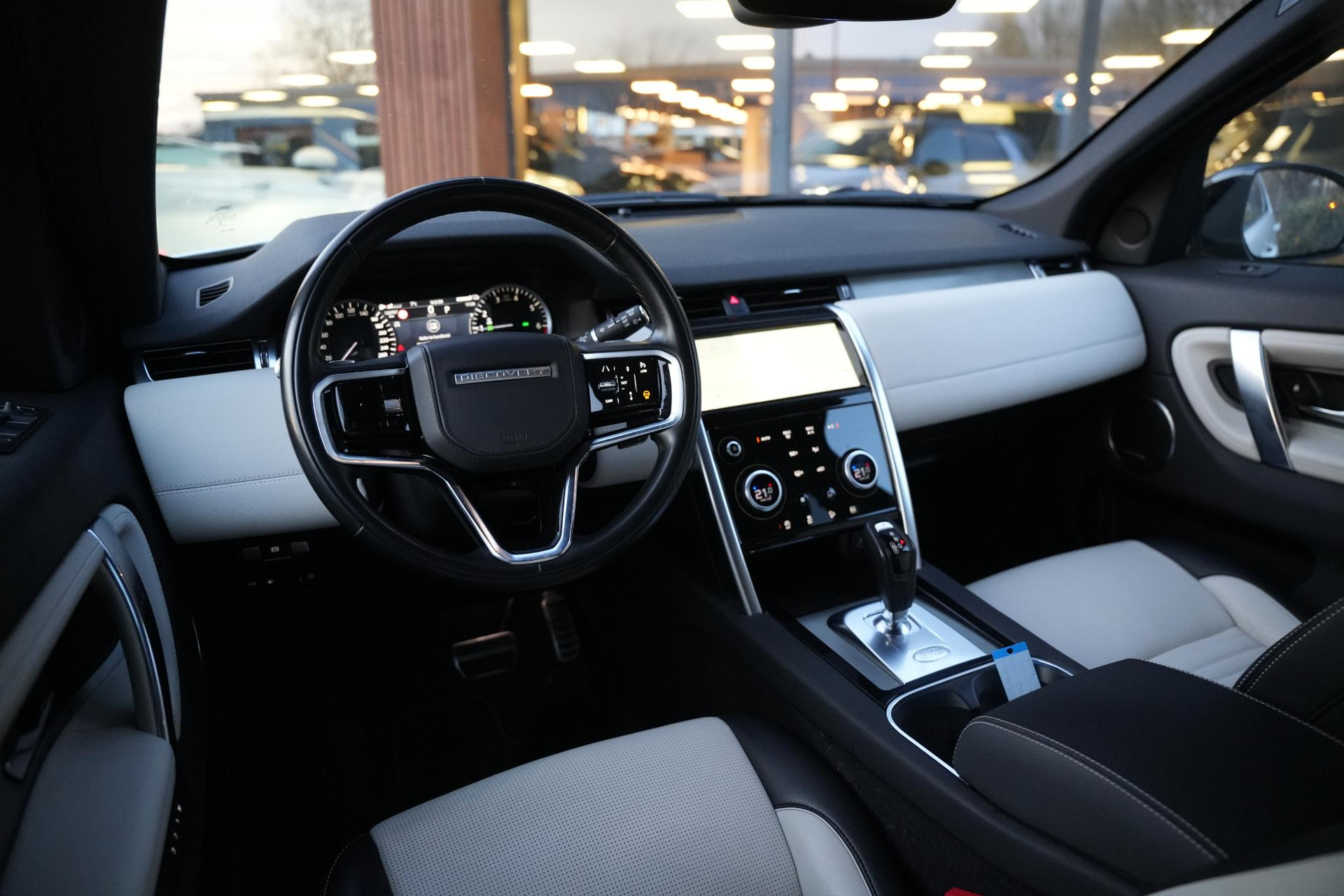 Land Rover Discovery Sport 1.5 P300e PHEV Dynamic SE 2023  2