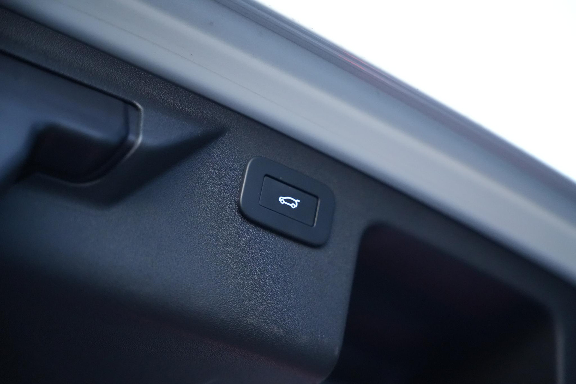 Land Rover Discovery Sport 1.5 P300e PHEV Dynamic SE 2023  35