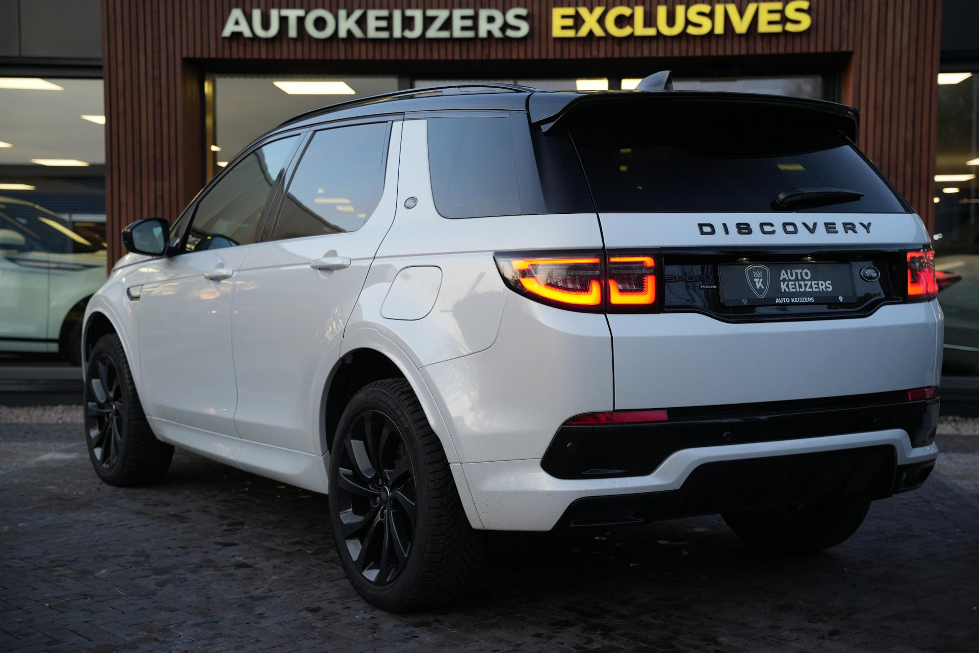 Land Rover Discovery Sport 1.5 P300e PHEV Dynamic SE 2023  7
