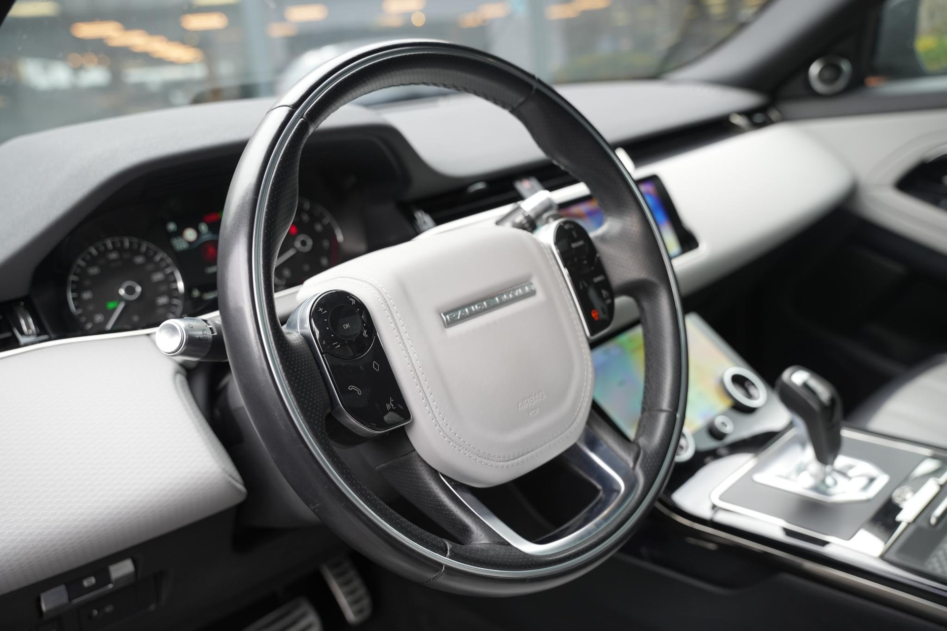 Land Rover Range Rover Evoque 2.0 P200 AWD R-Dynamic S 2020 Eiger grey-JBC2409 (1DF) 21