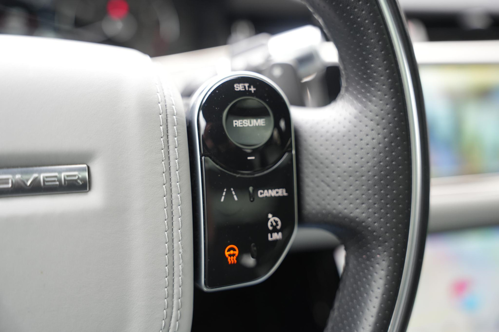 Land Rover Range Rover Evoque 2.0 P200 AWD R-Dynamic S 2020 Eiger grey-JBC2409 (1DF) 36