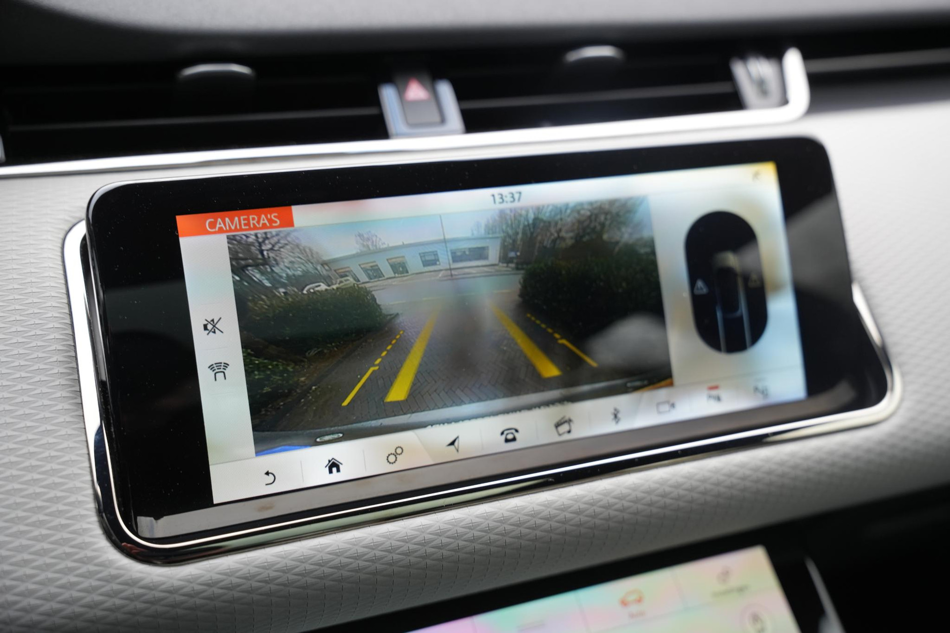 Land Rover Range Rover Evoque 2.0 P200 AWD R-Dynamic S 2020 Eiger grey-JBC2409 (1DF) 50