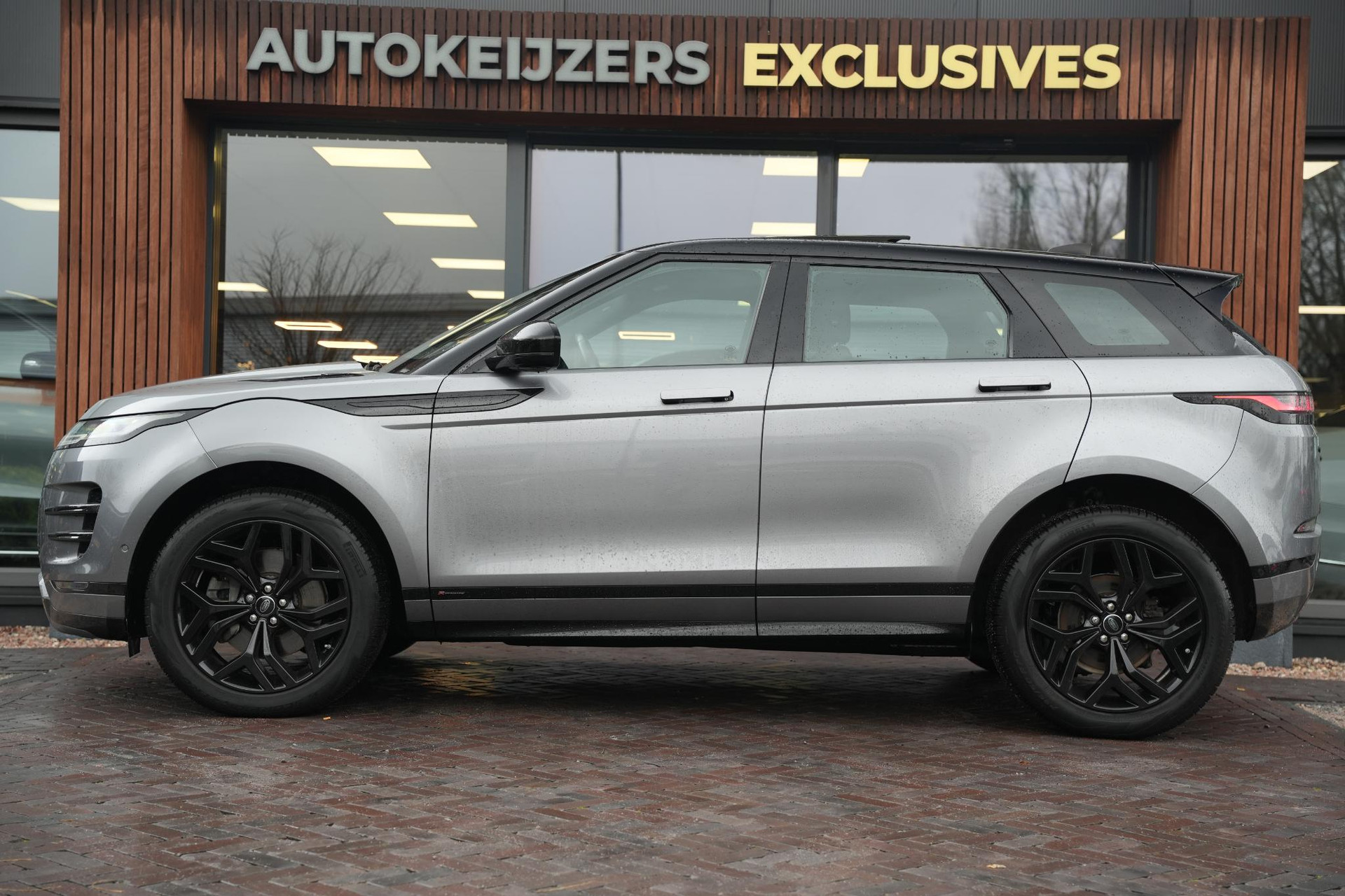 Land Rover Range Rover Evoque 2.0 P200 AWD R-Dynamic S 2020 Eiger grey-JBC2409 (1DF) 8