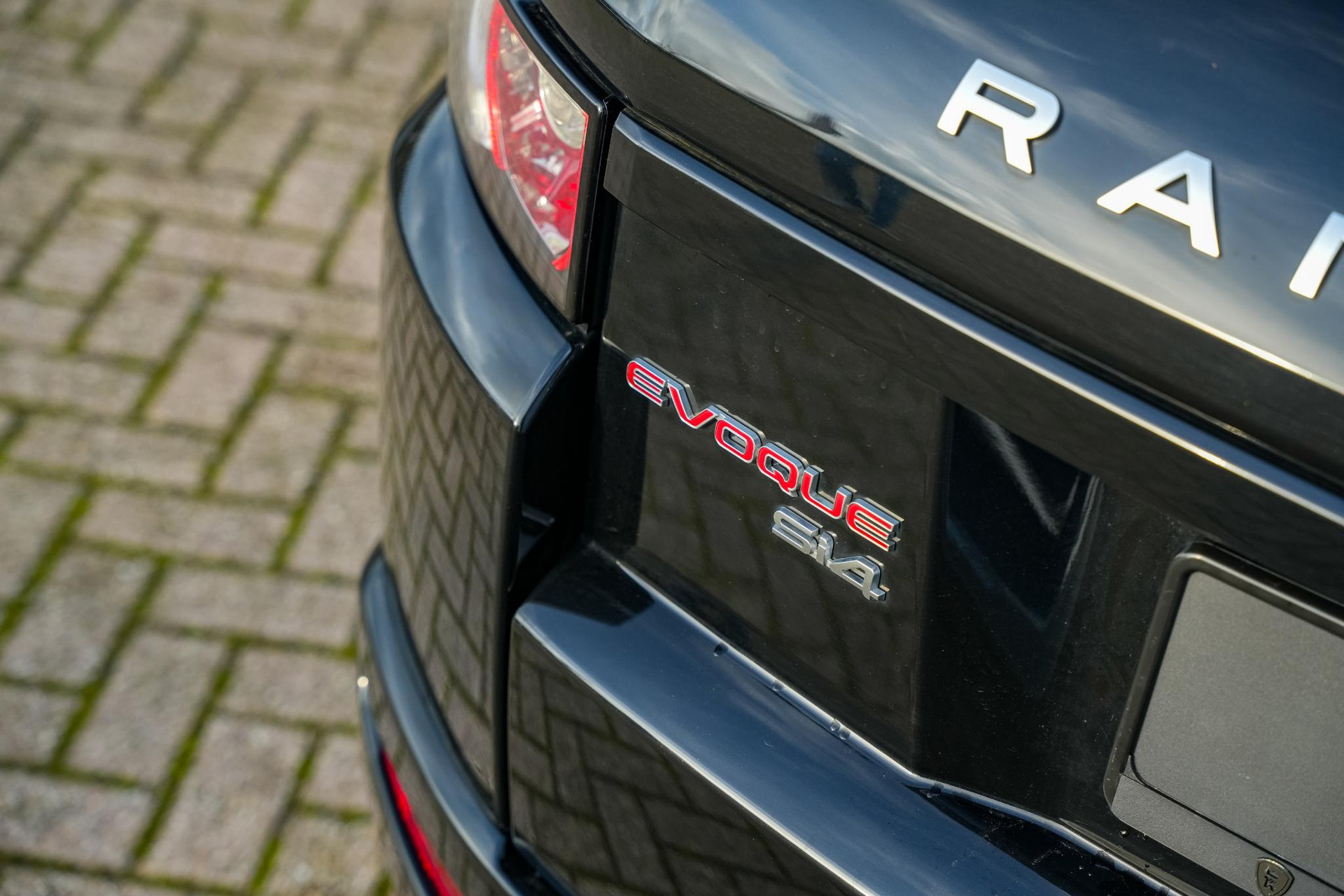 Land Rover Range Rover Evoque 2.0 Si 4WD Dynamic 2013  33