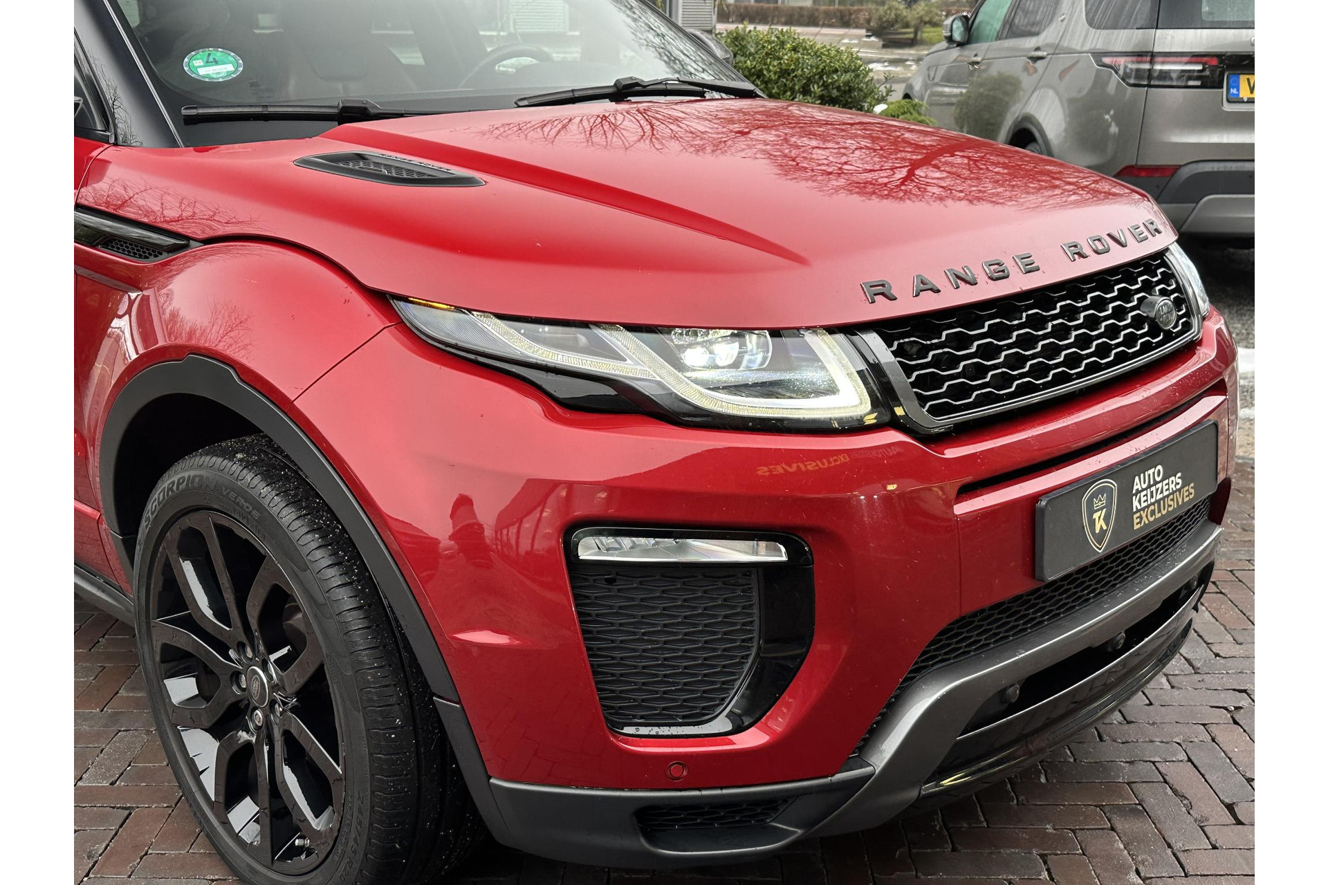 Land Rover Range Rover Evoque 2.0 Si4 SE Dynamic 2016 Exterior Paint - Firenze (1AF) 11