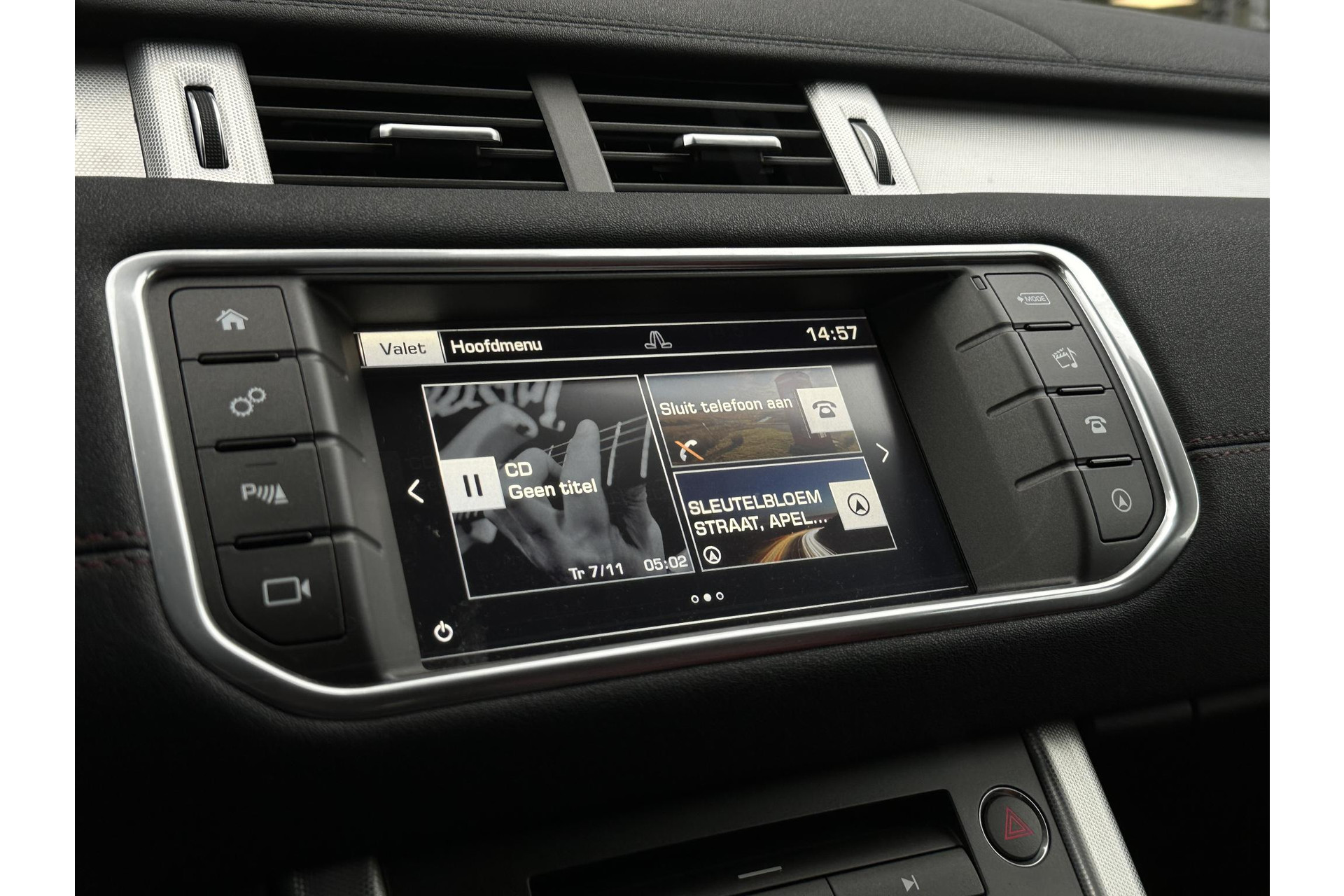 Land Rover Range Rover Evoque 2.0 Si4 SE Dynamic 2016 Exterior Paint - Firenze (1AF) 13